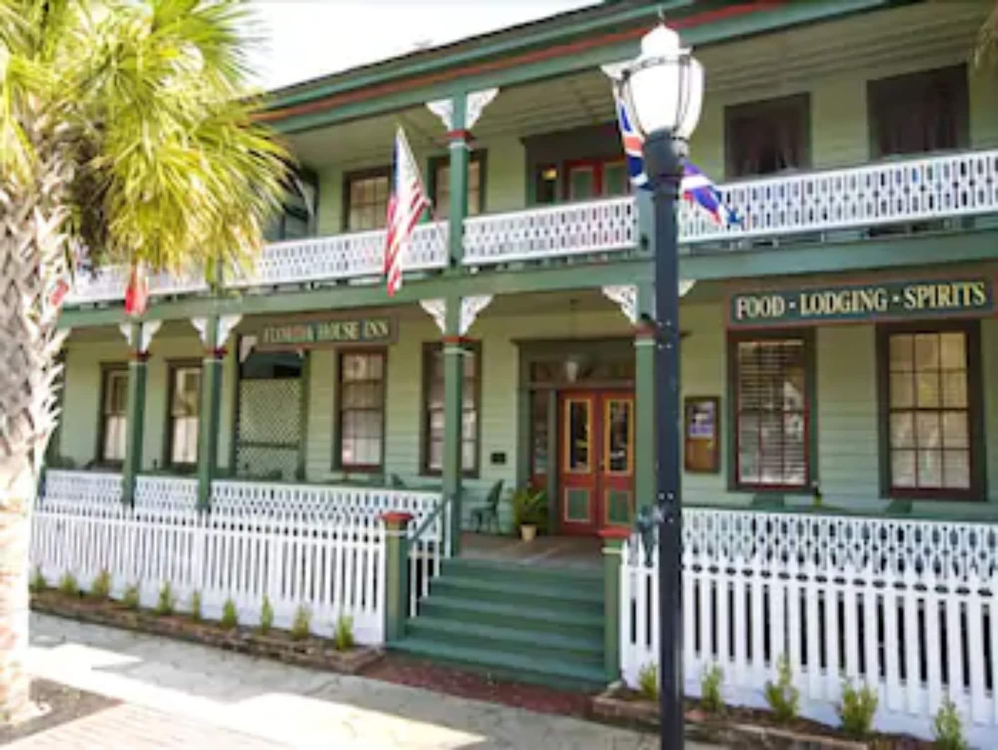 Vista Exterior Florida House Inn