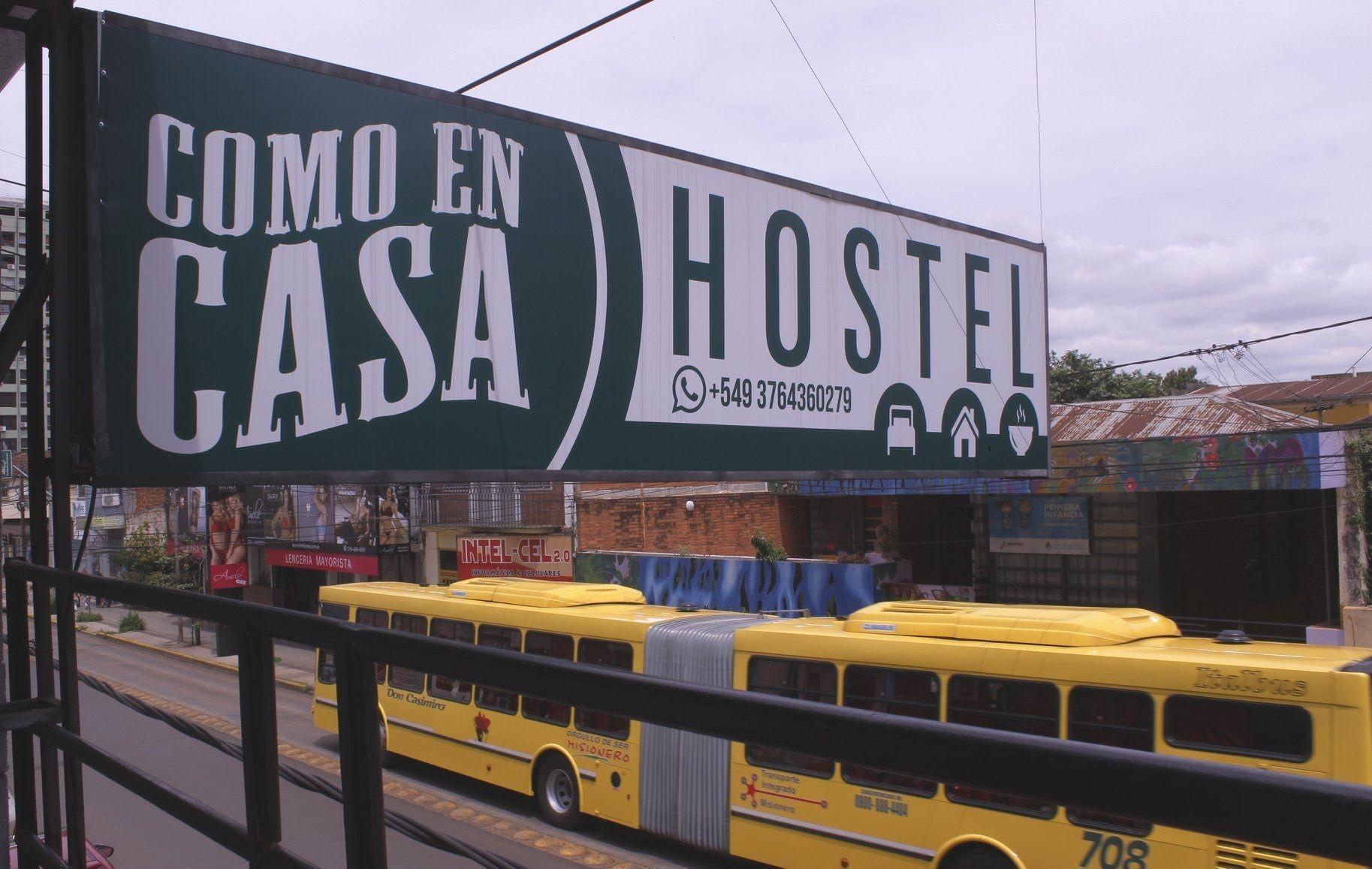 Vista Exterior Como en Casa Hostel