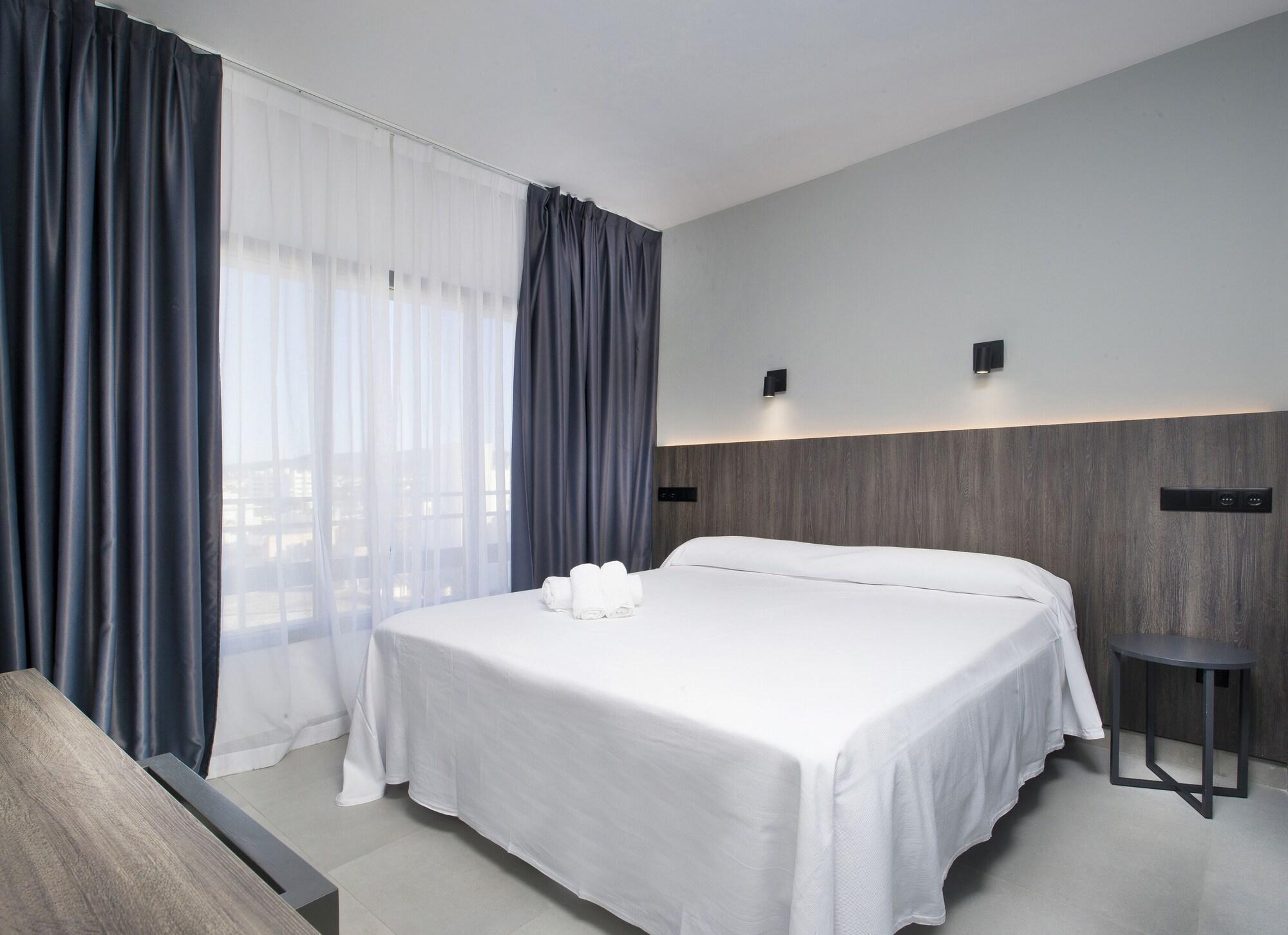 Habitación Hotel Base Ibiza