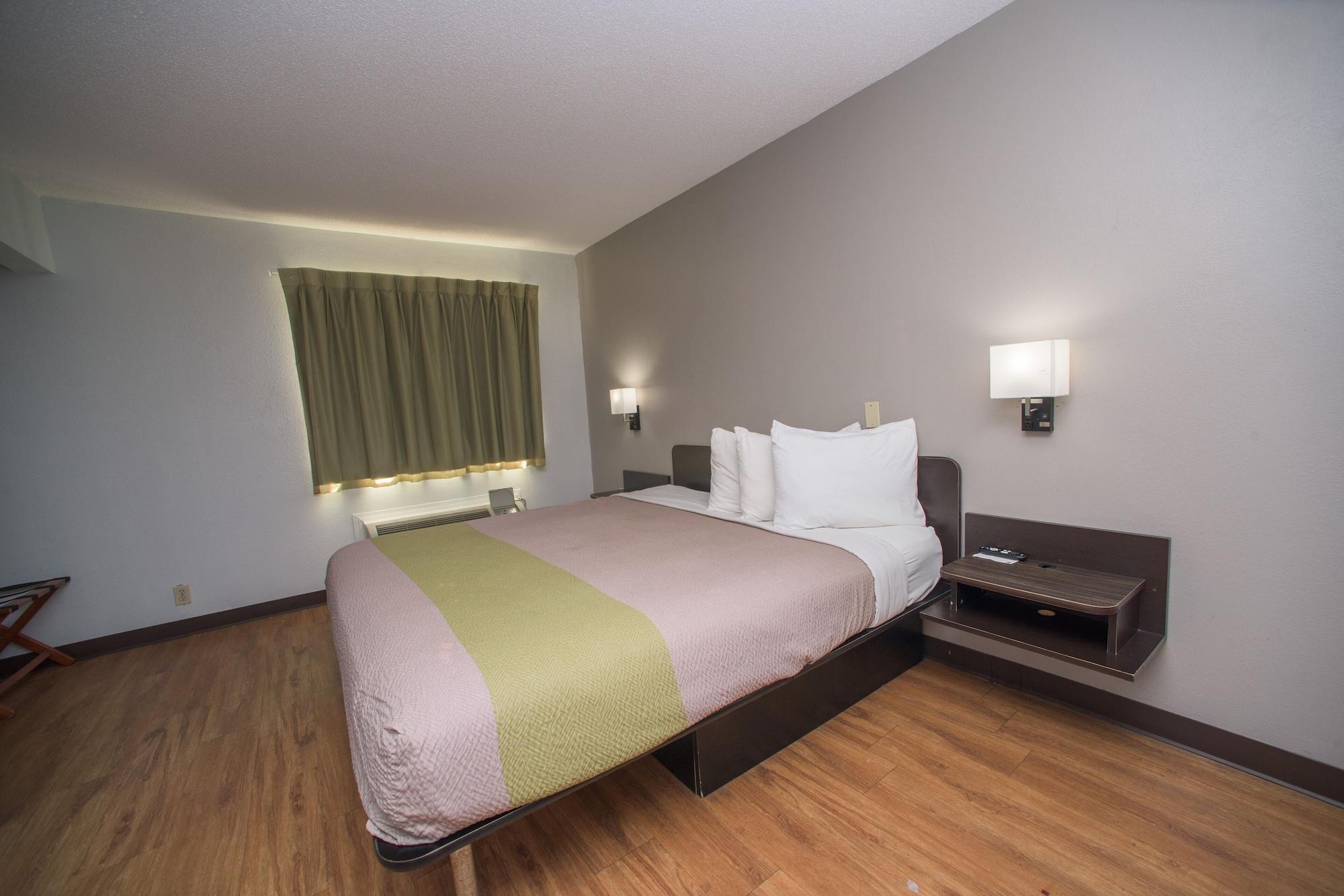 Varios Motel 6 New Iberia, LA