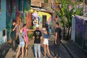 Actividad - Descubre el centro histórico – Tour a pie de medio día