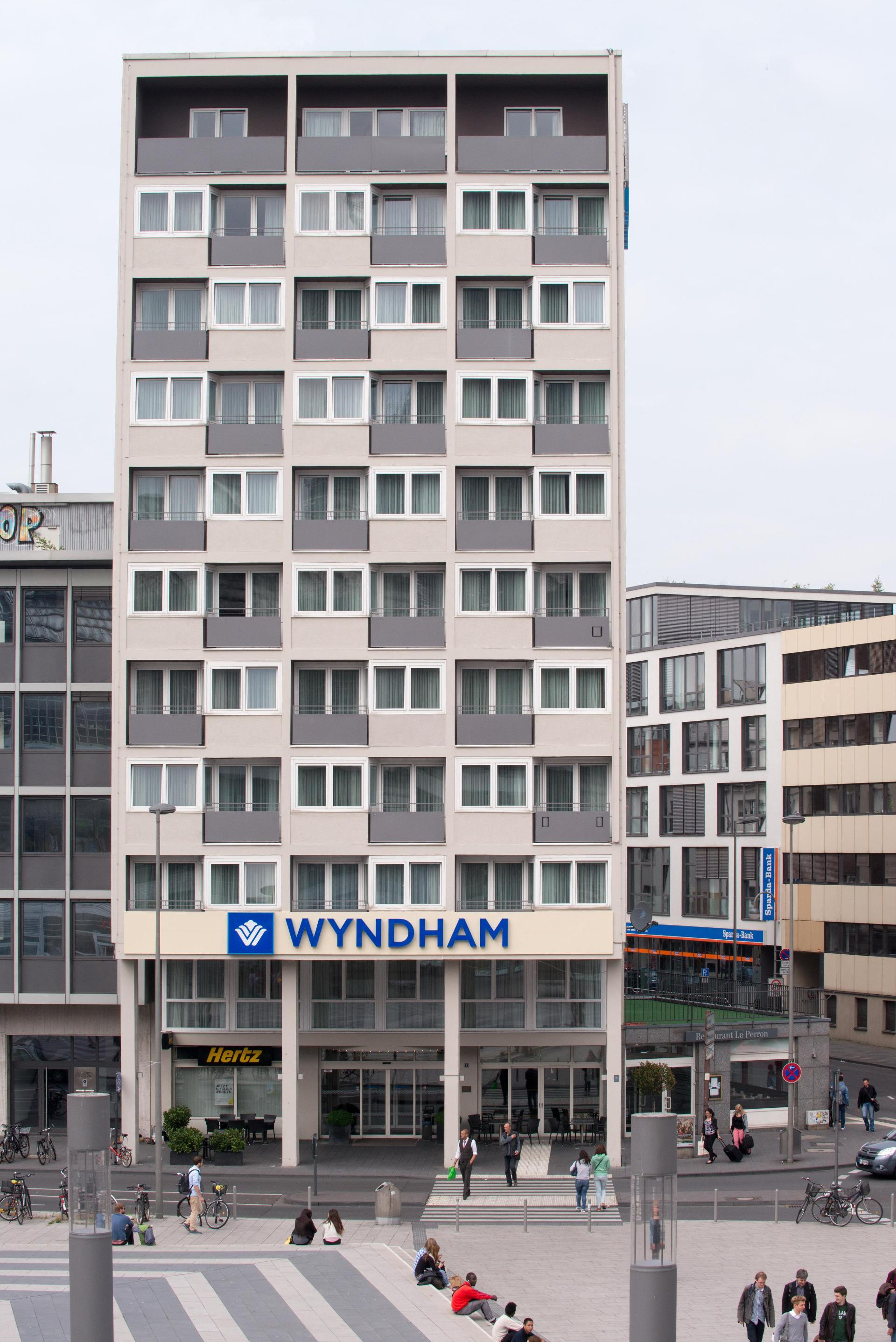 Vista Exterior Wyndham Koeln