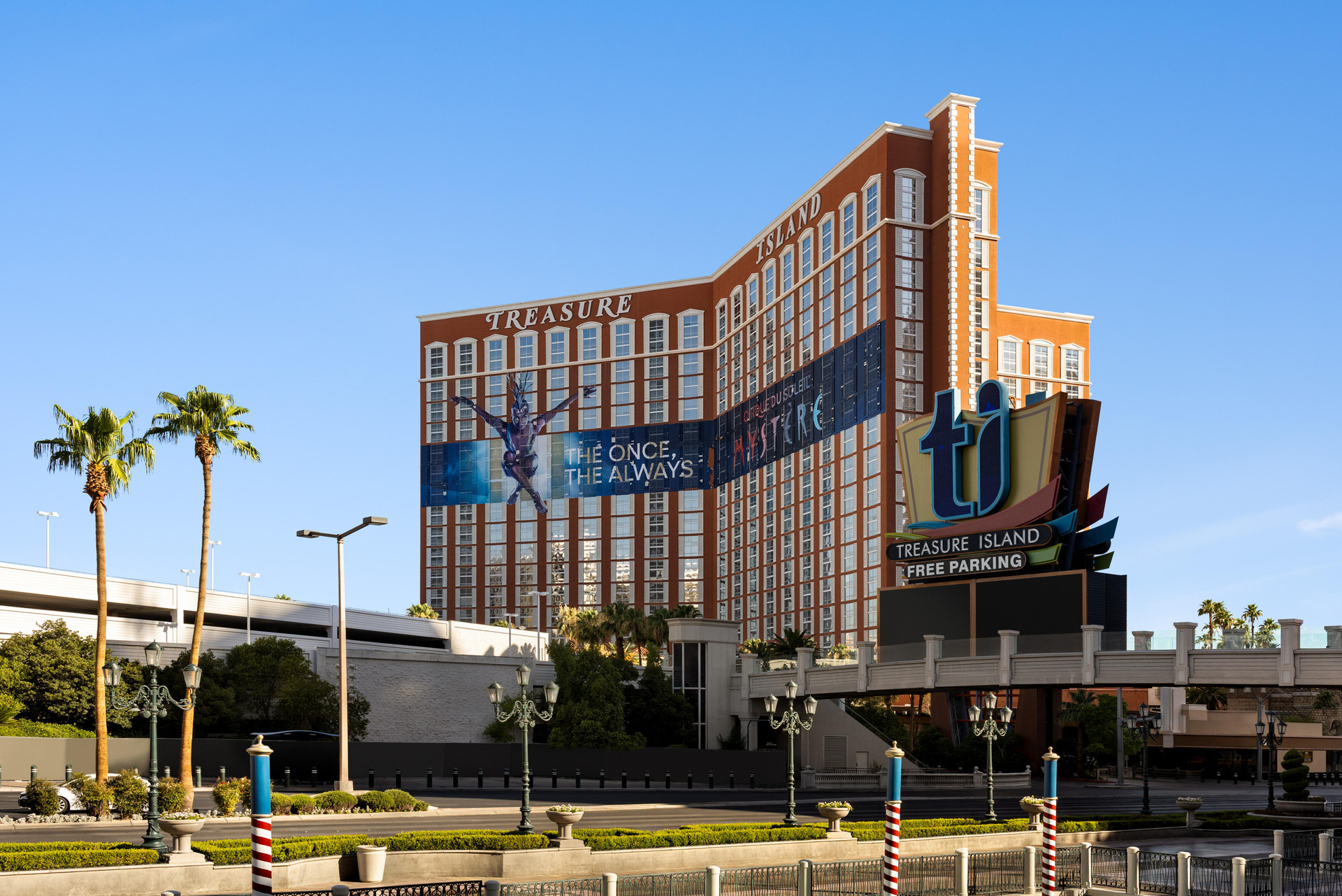 Vista Exterior Treasure Island TI Las Vegas Hotel-Handwritten Collection