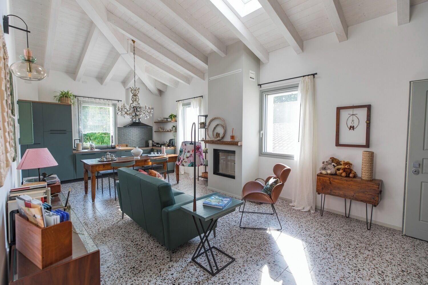 Vista Lobby Saranto