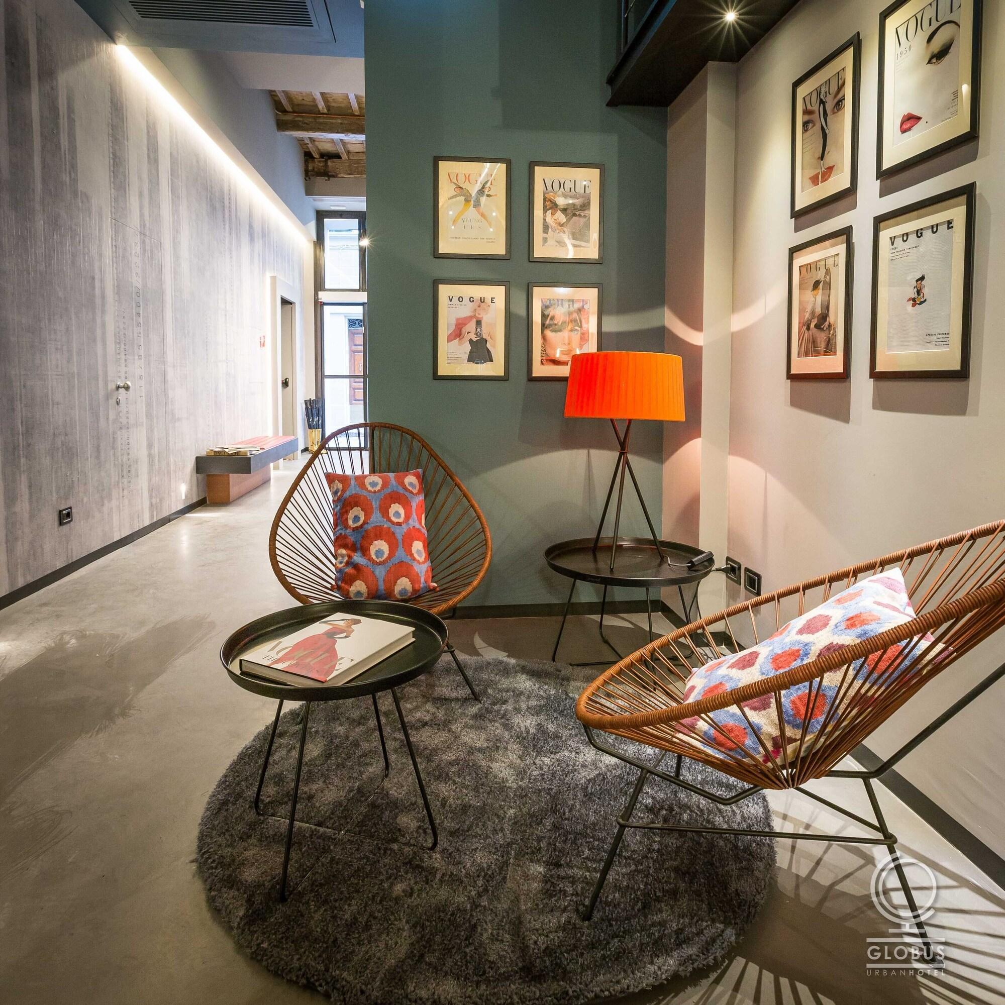 Vista Lobby Globus Urban Hotel