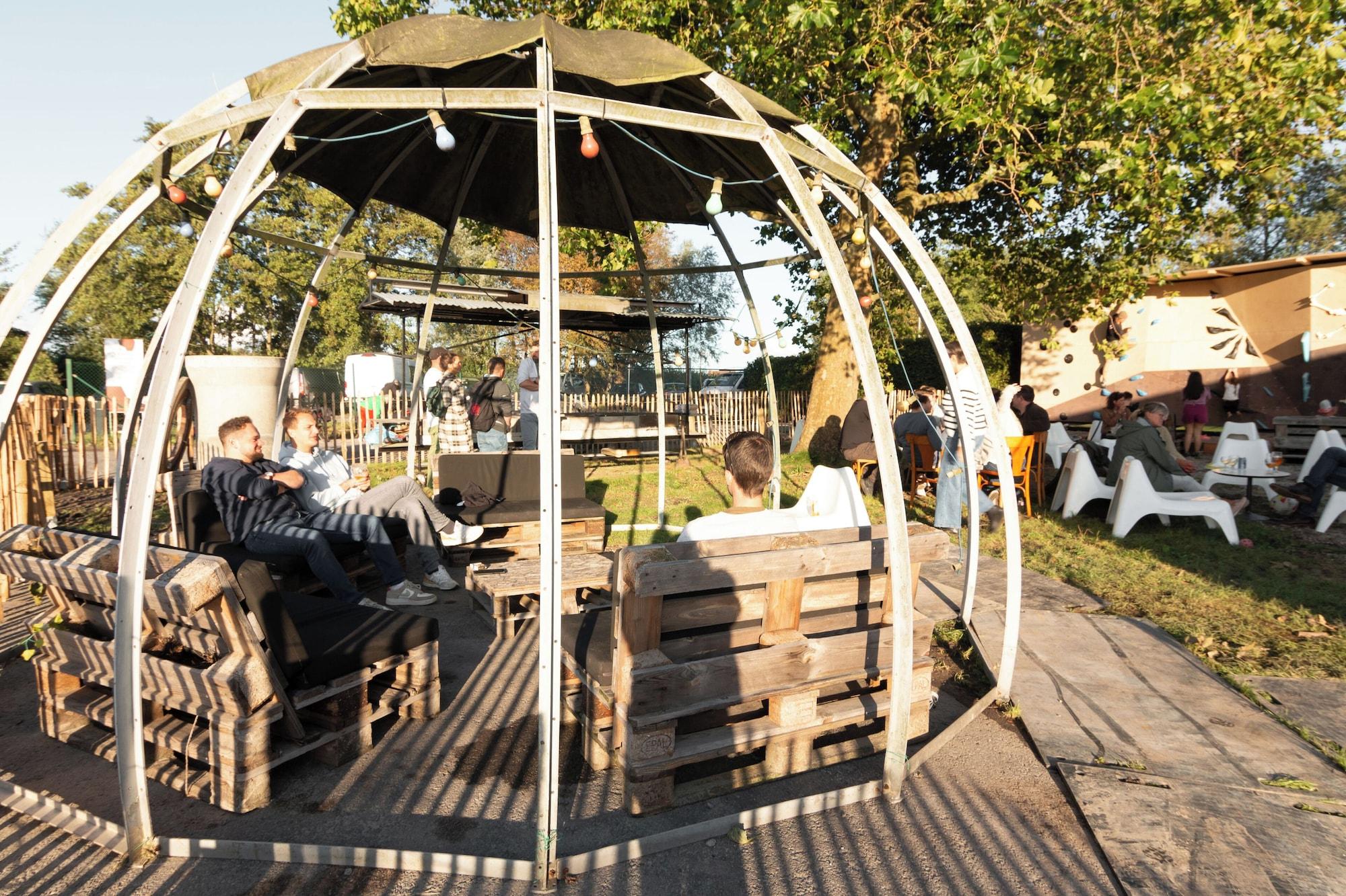 Varios Hostel Klimkaffee Oudenburg