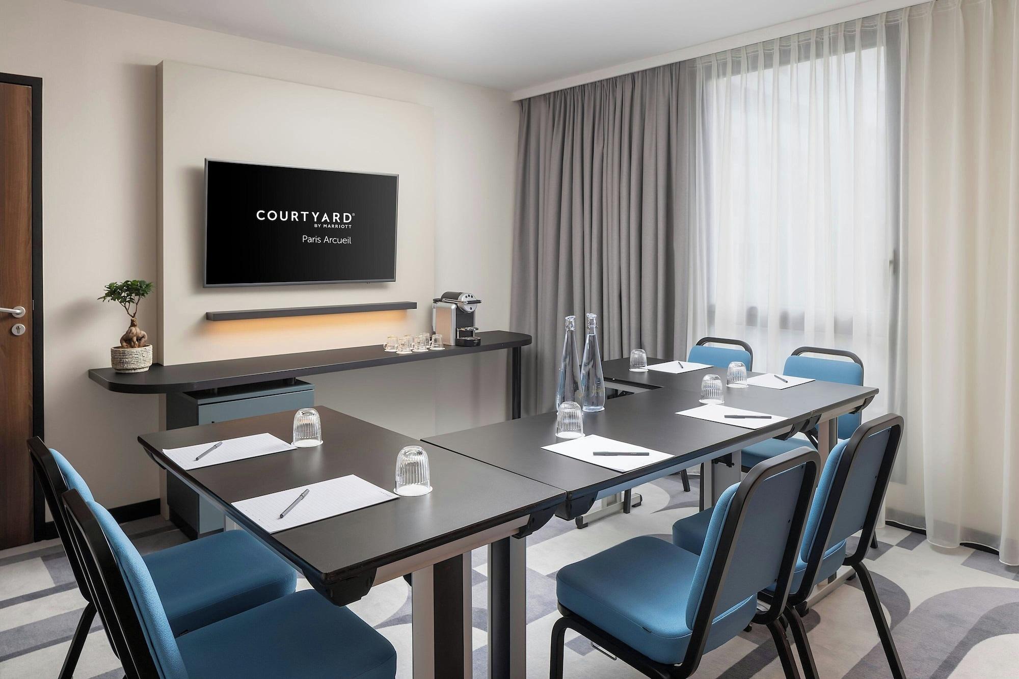 Sala de Reuniones Courtyard by Marriott Paris Arcueil