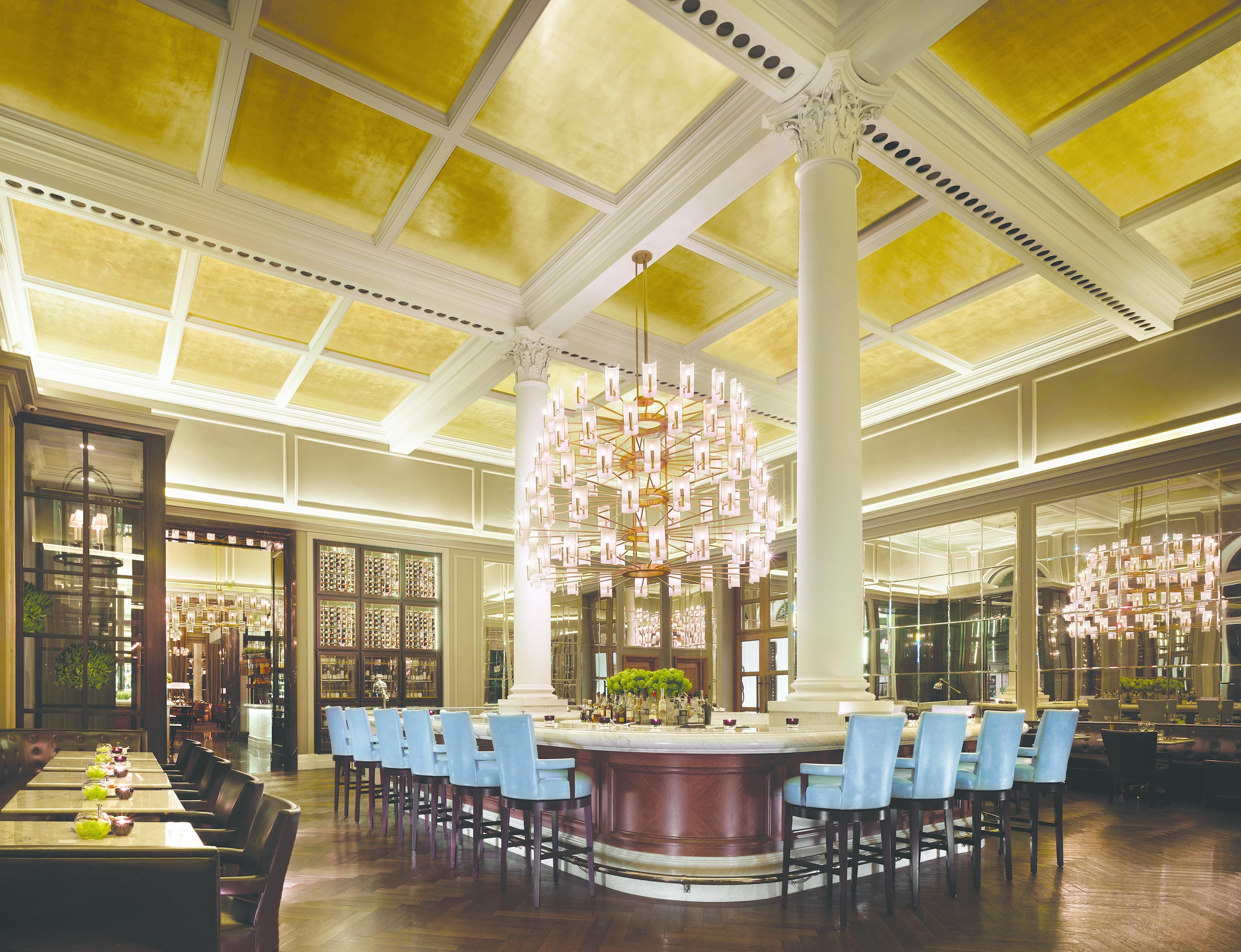 Bar/Salón Corinthia London