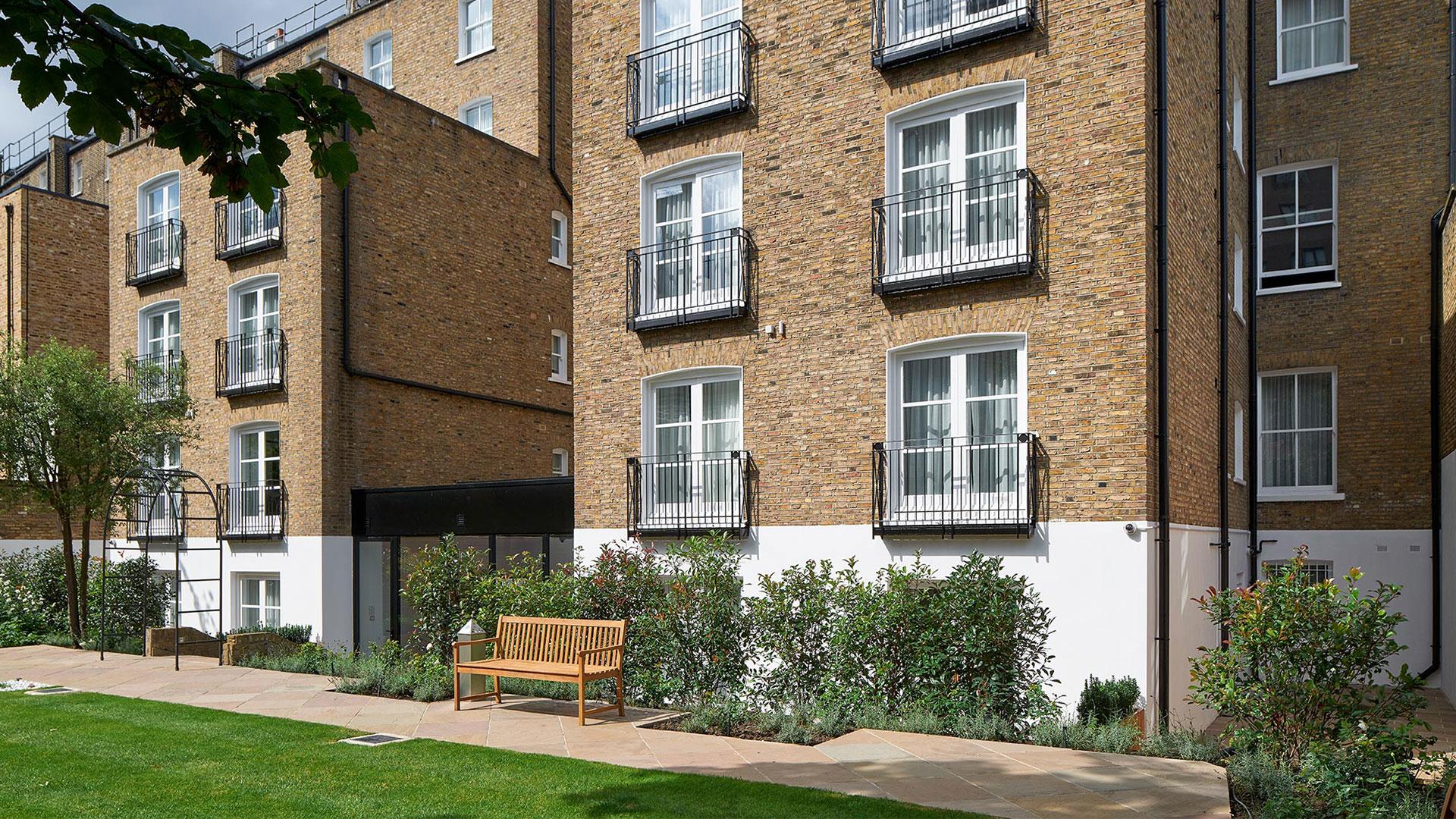 Vista Exterior Lexham Gardens by Cheval Maison