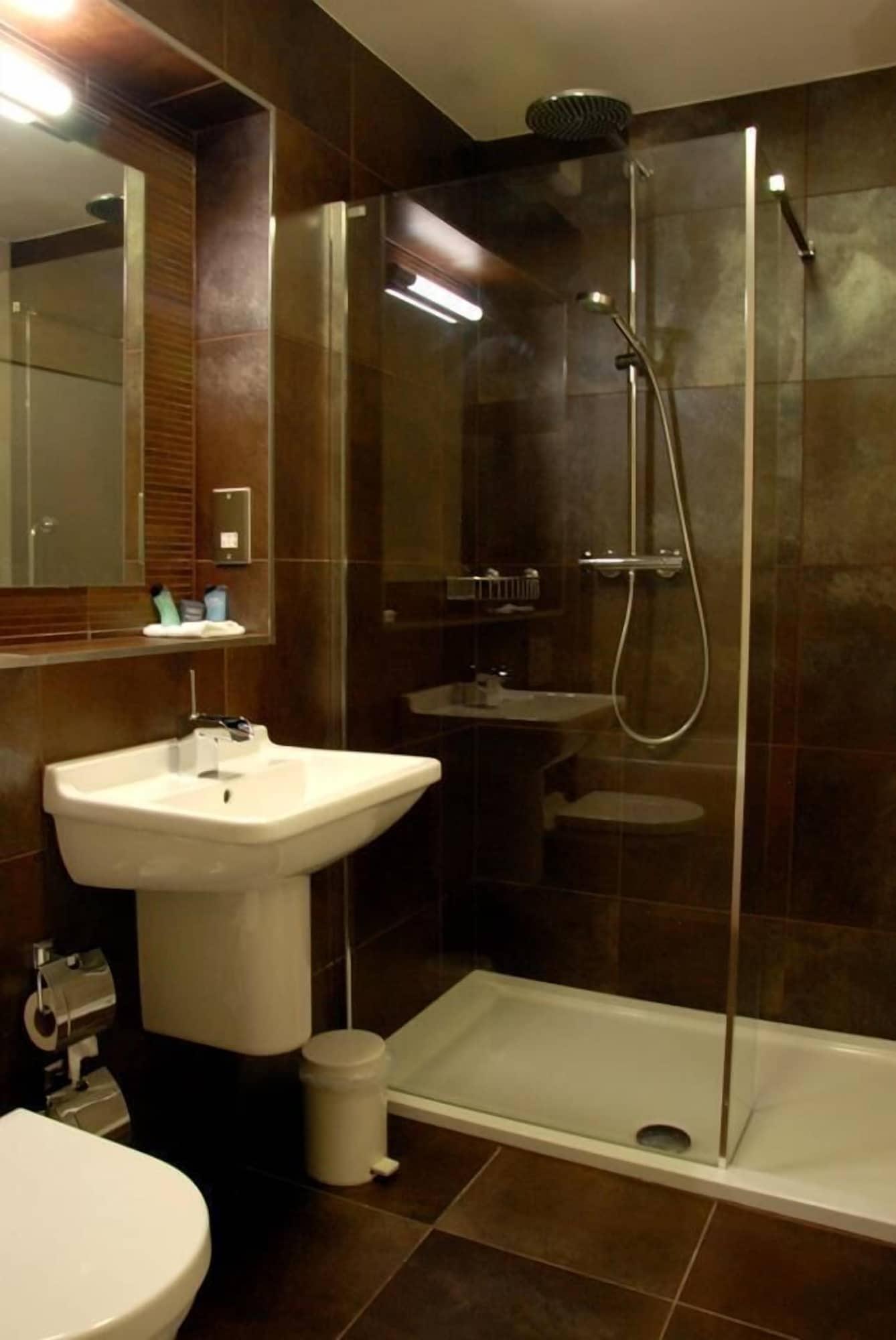 Equipamiento de Habitación Kveldsro Hotel