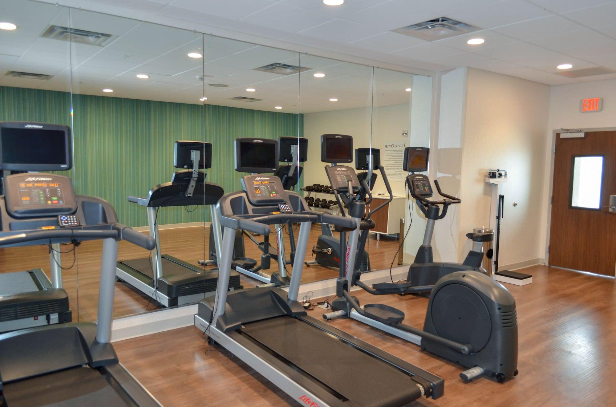 Gimnasio Holiday Inn Express & Suites Raleigh Airport - Brier Creek by IHG