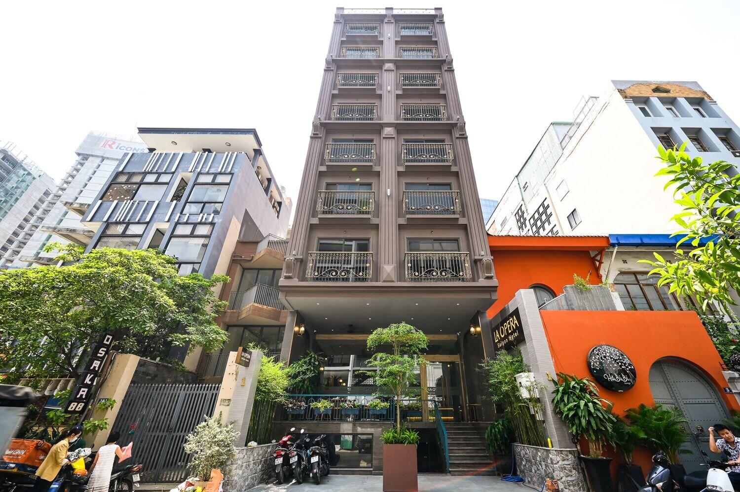 Varios LA OPERA SAIGON HOTEL