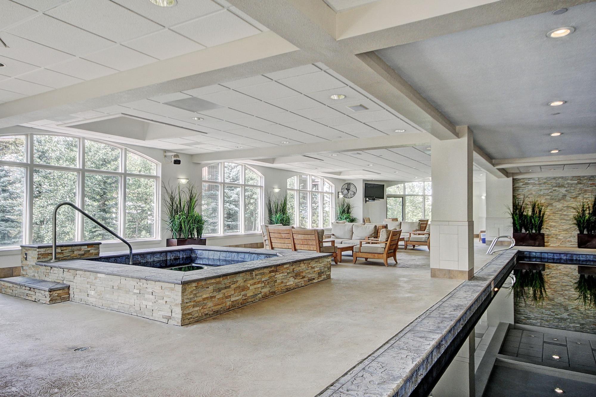 Spa St James Place Resort