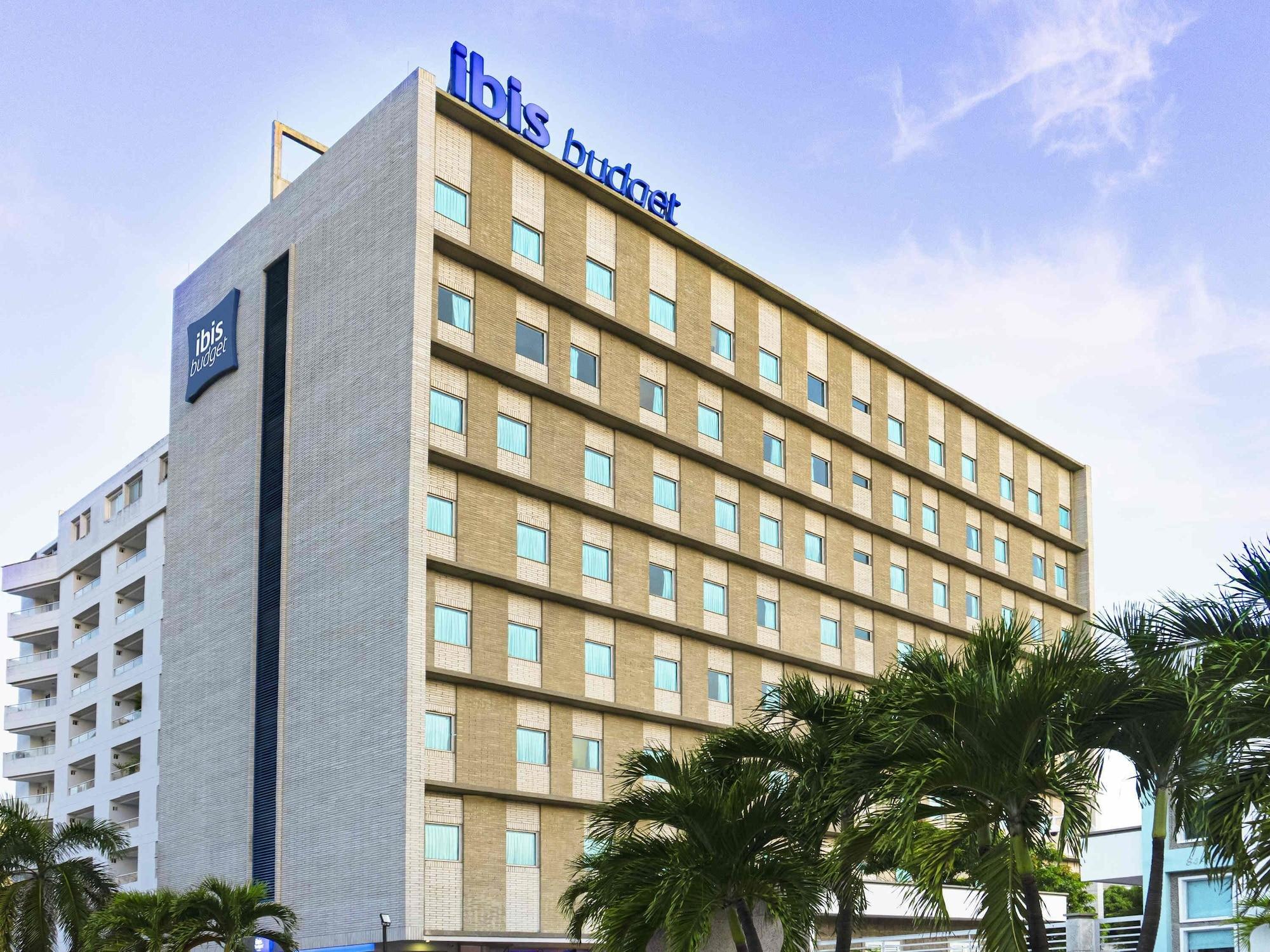 Varios ibis budget Barranquilla