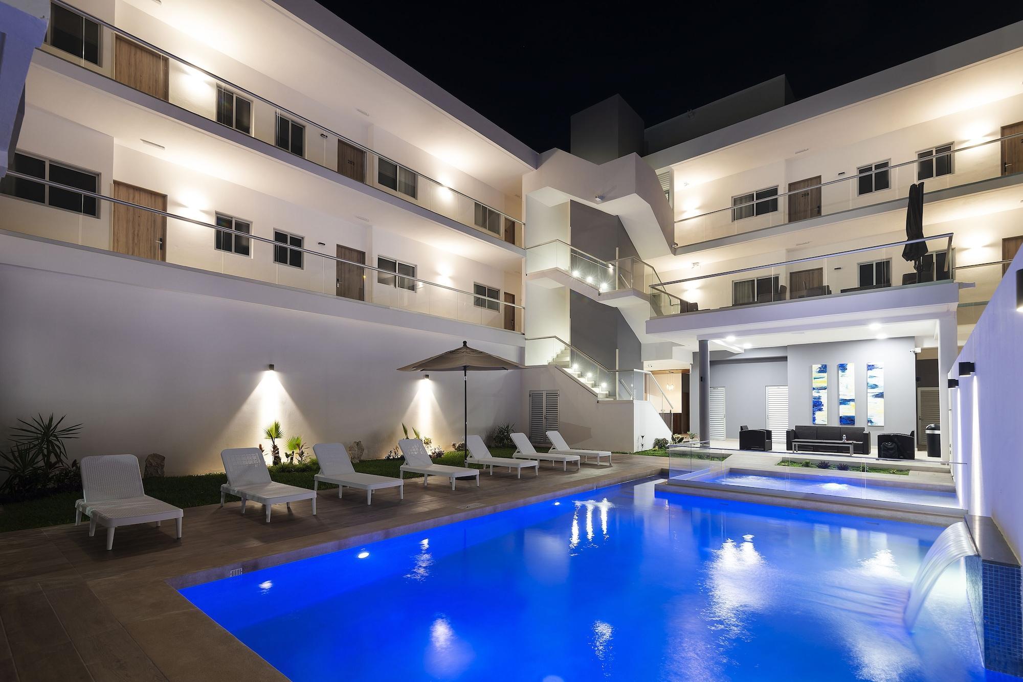 Instalaciones Recreativas Heaven Hotel