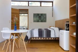 Renta Vacacional - Habitación Huizache en Casa Tezontle Juriquilla