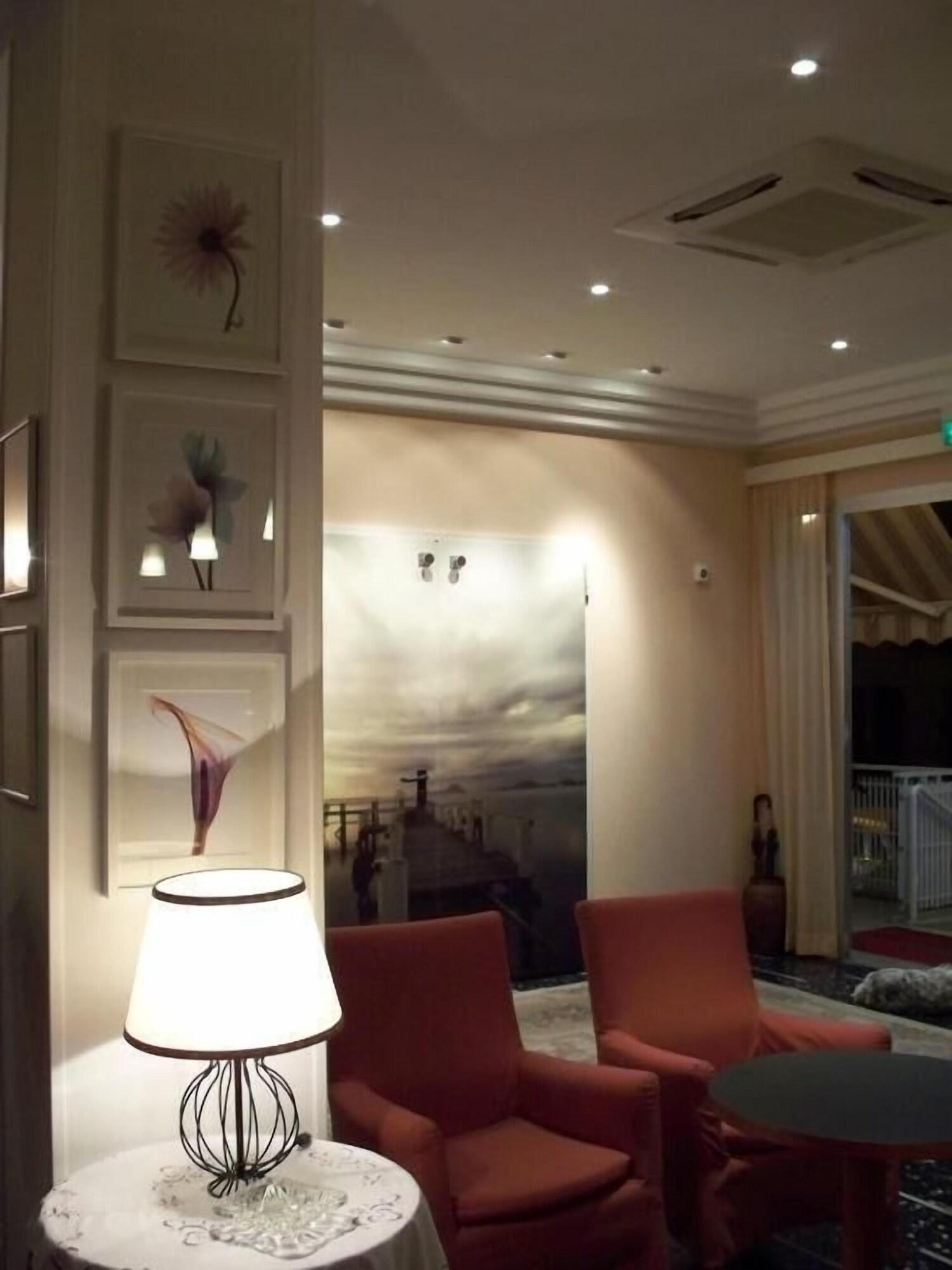 Comodidades del Alojamiento Hotel D'annunzio