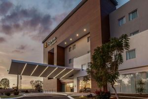 Alojamiento - La Quinta by Wyndham Aguascalientes