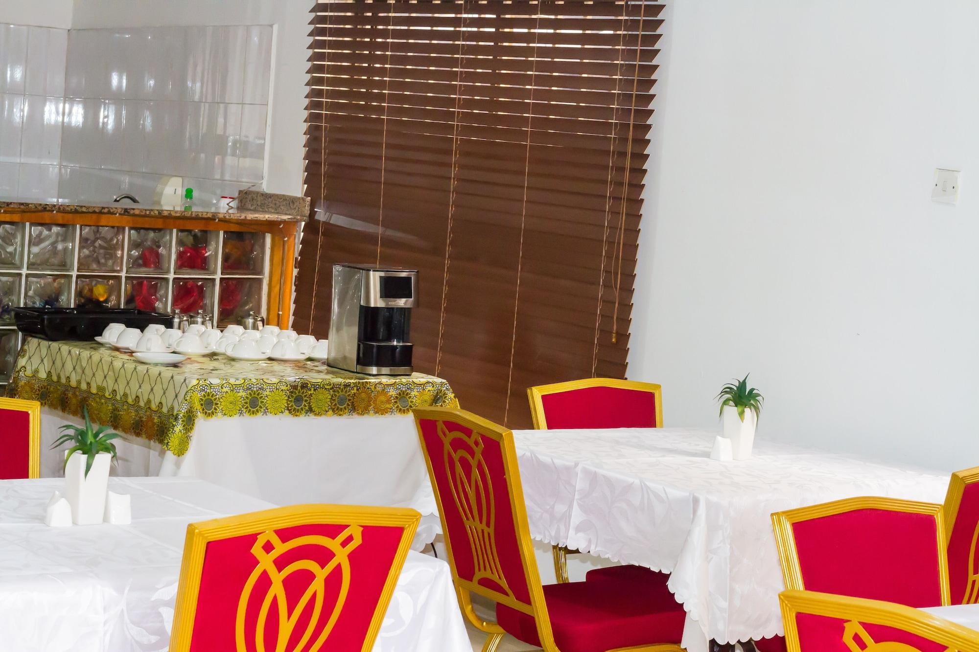 Restaurant Pink Hostel