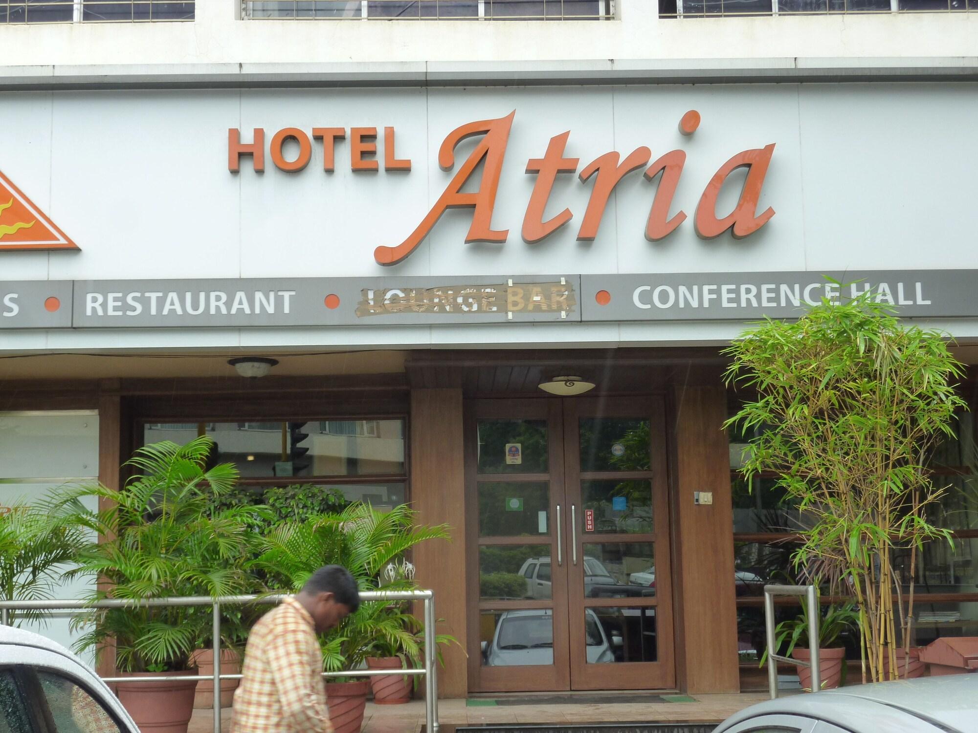 Vista Exterior Hotel Atria