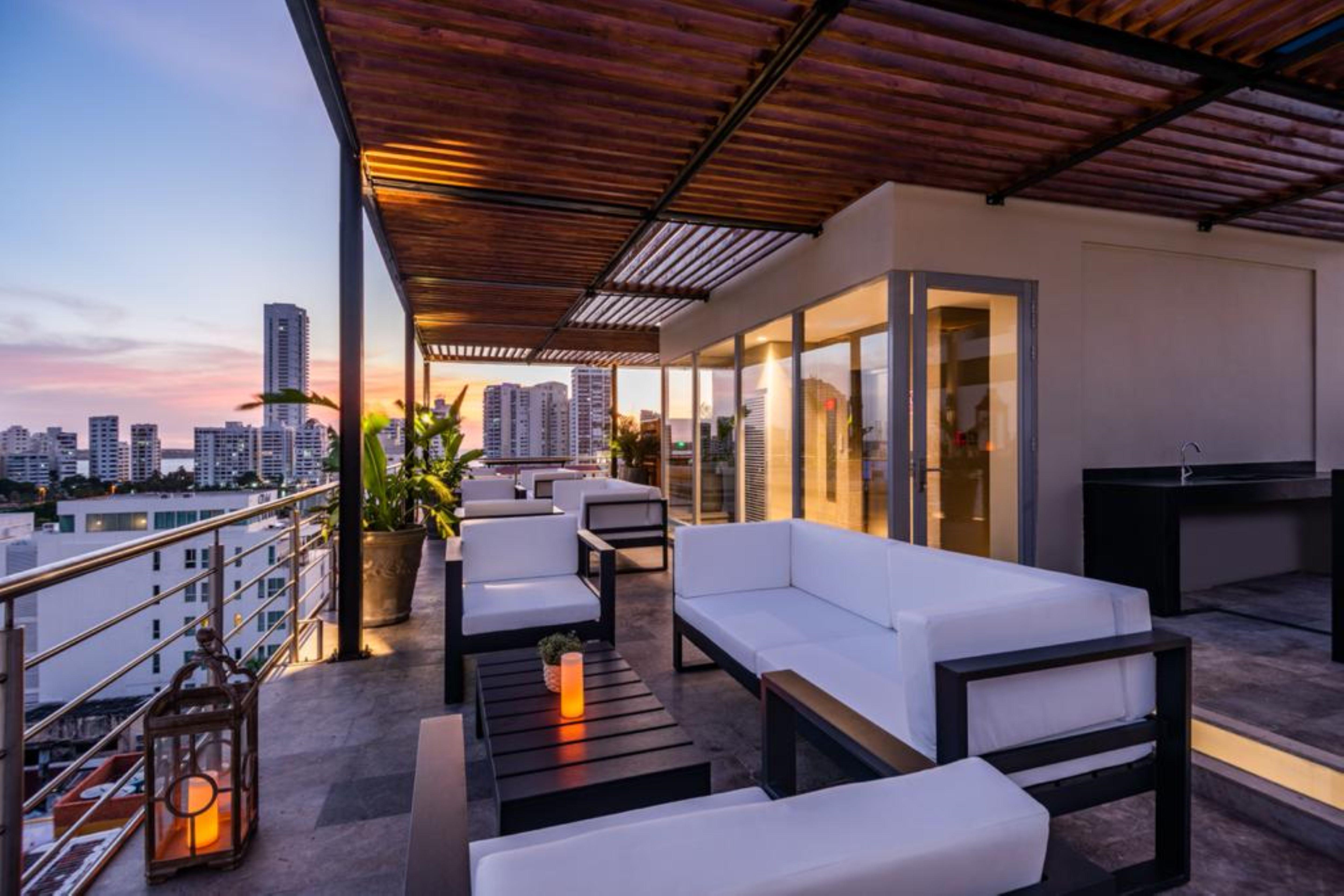 Vista Exterior OZ Hotel Luxury