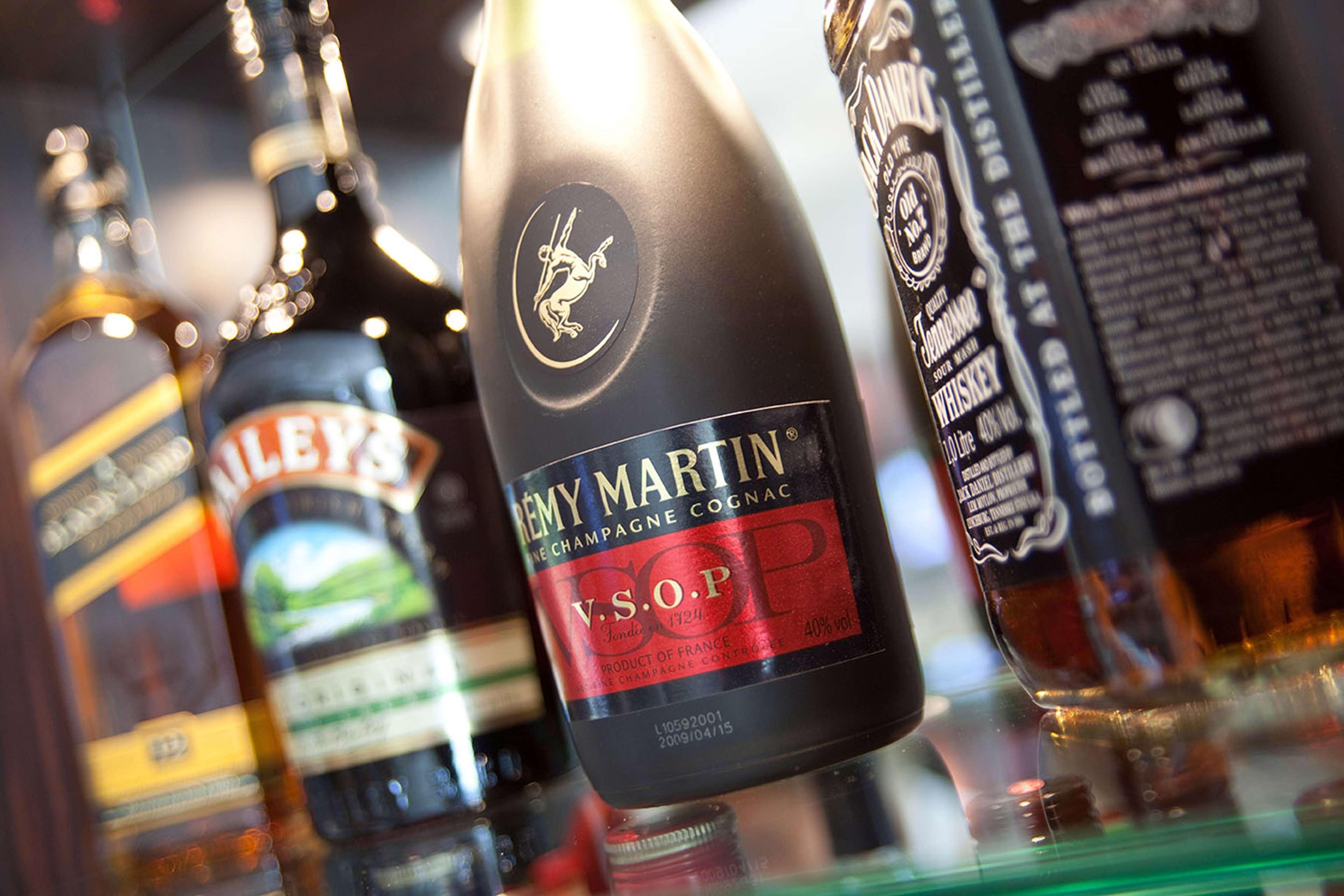 Bar/Salón LanzCarré Hotel Mannheim, a member of Radisson Individuals