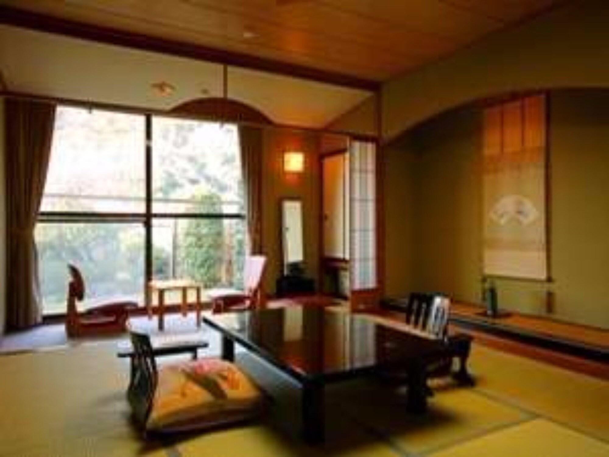 Varios Hotel Kawachiya
