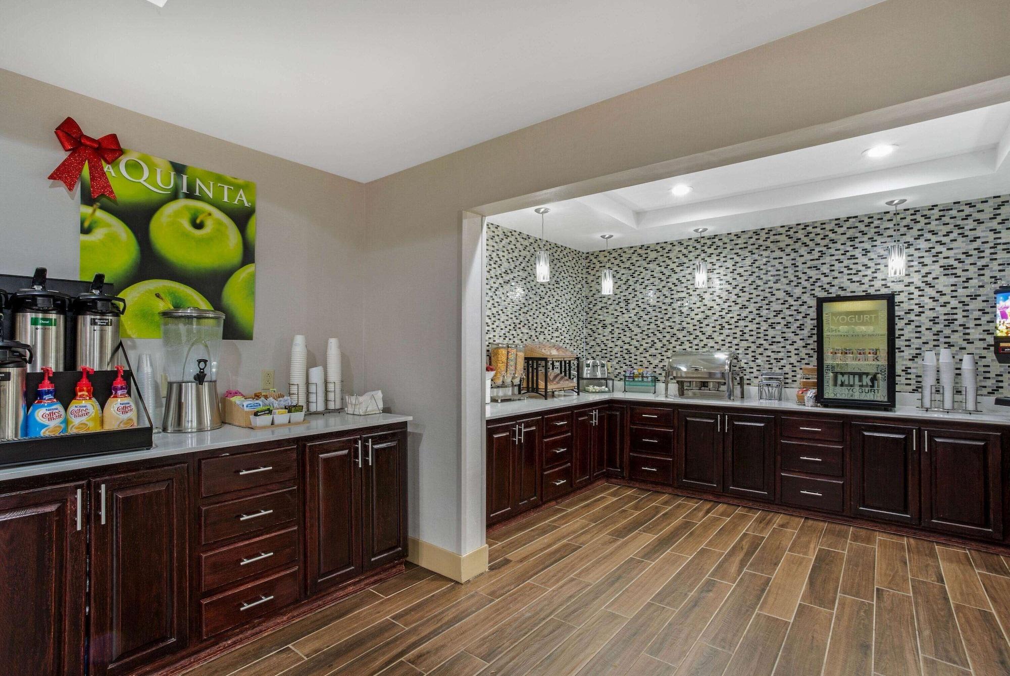 Restaurant La Quinta Inn & Suites by Wyndham Norwich-Plainfield-Casino