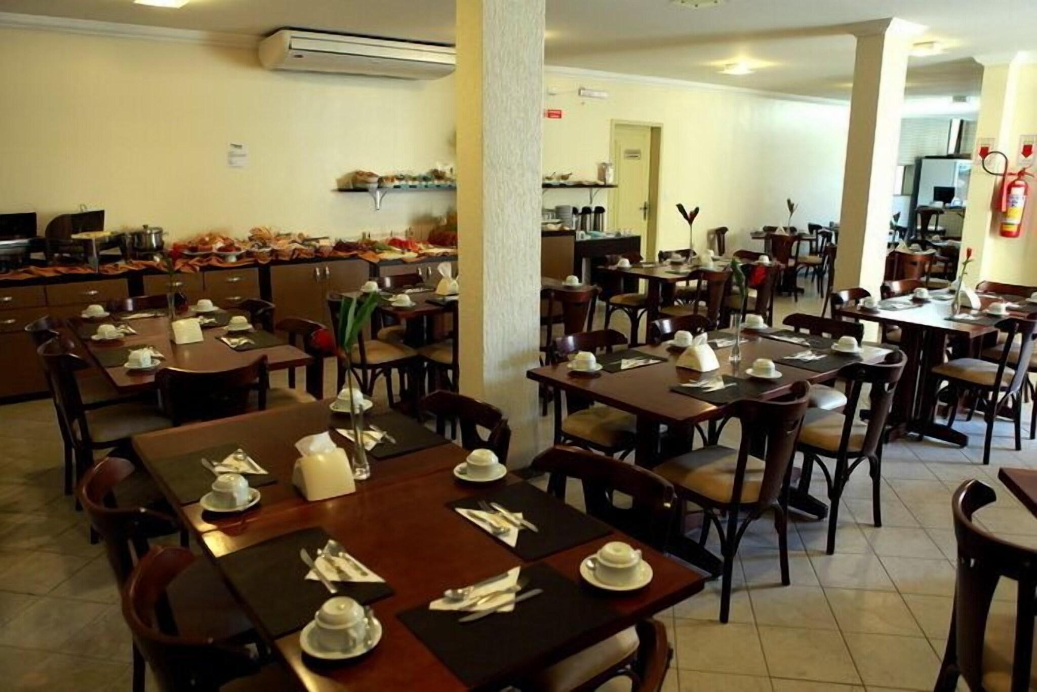 Varios San Manuel Praia Hotel