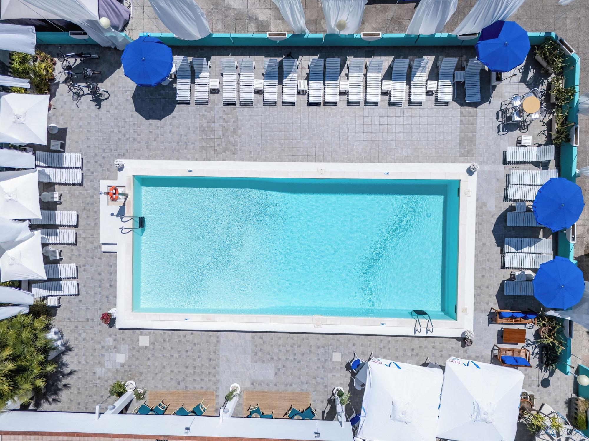 Vista Piscina Hotel Portofino Jesolo