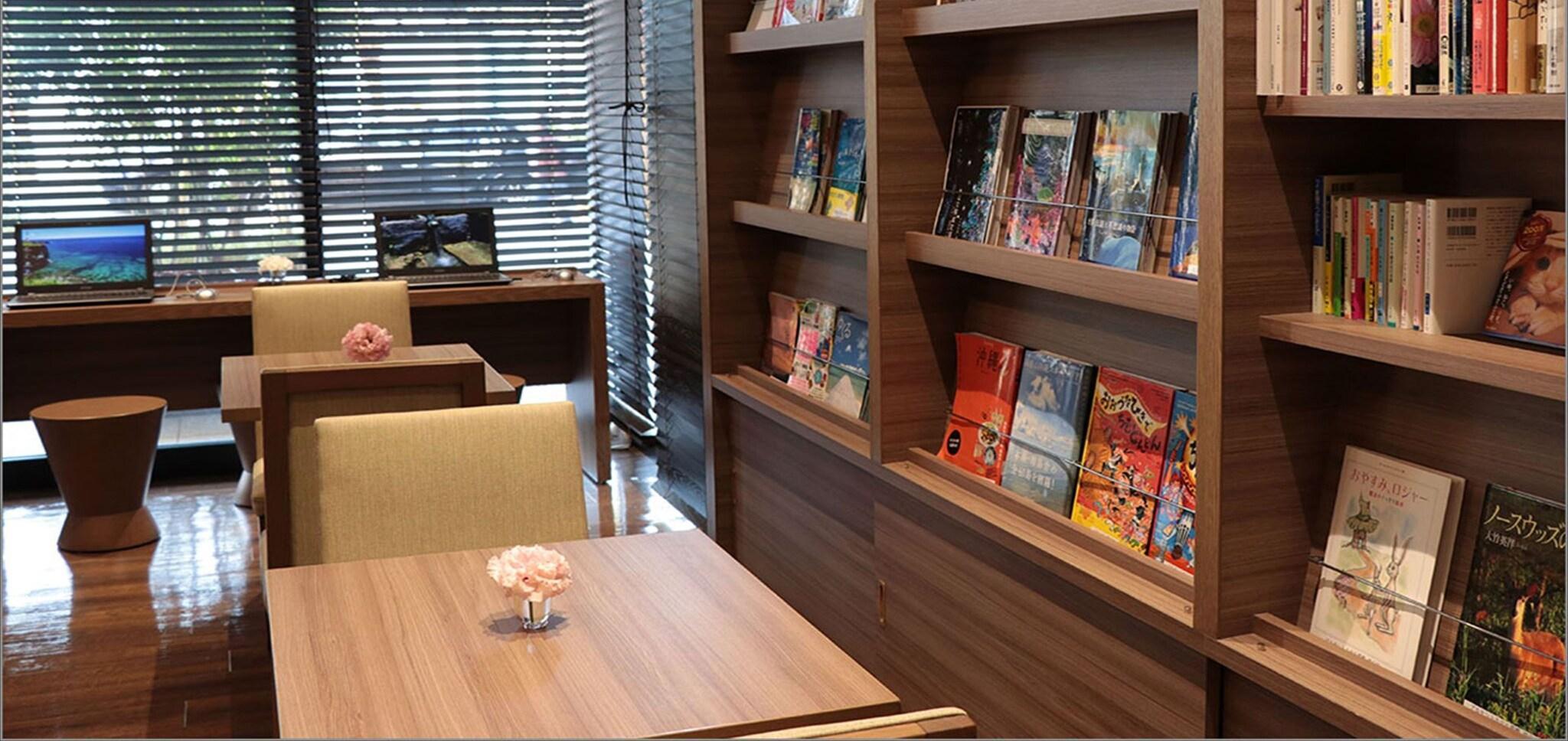 Instalaciones Recreativas Almont Hotel Naha Kenchomae