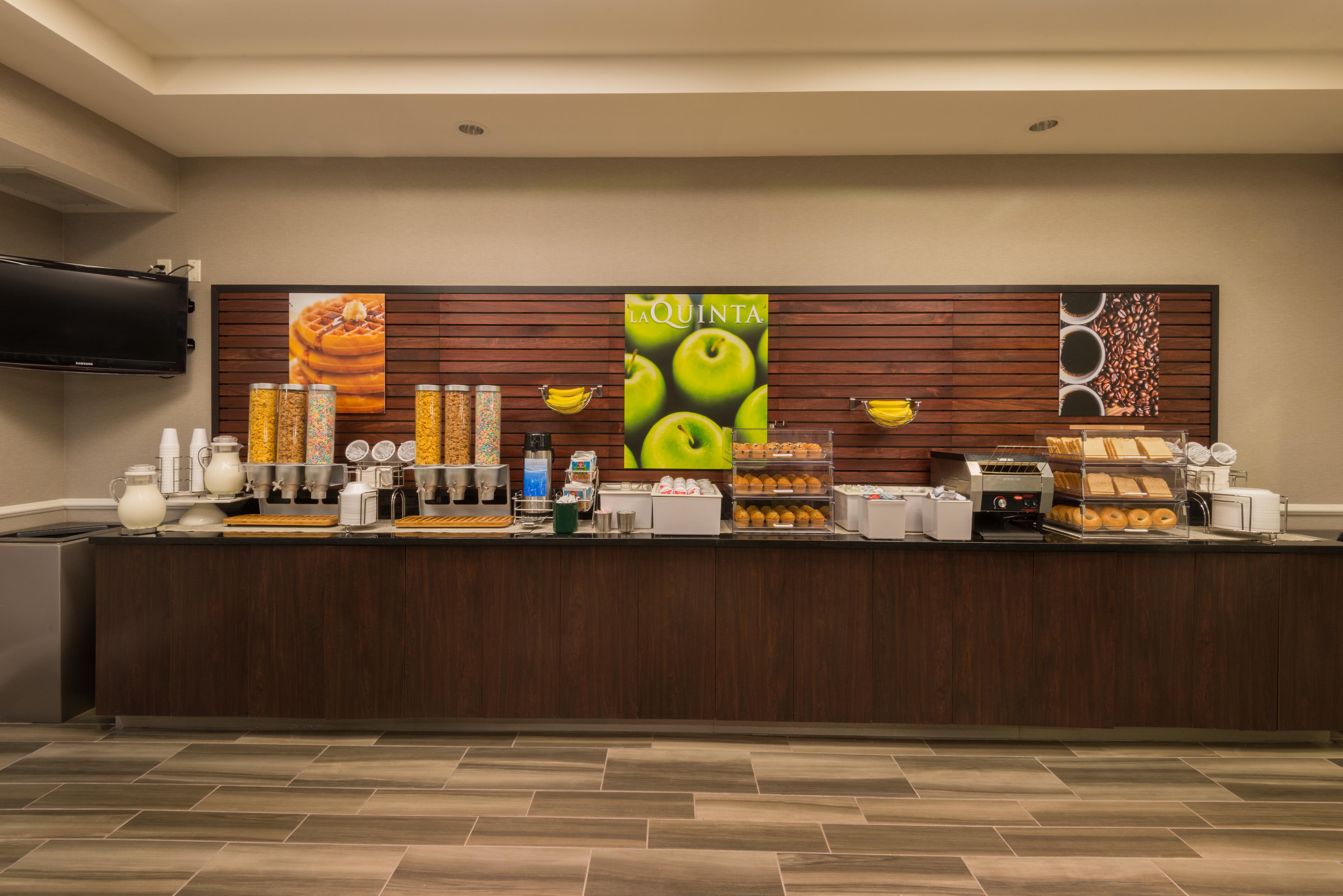 Restaurant La Quinta Inn & Suites by Wyndham San Antonio Airport