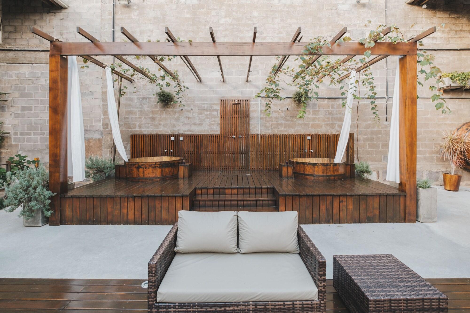 Spa Villa Vinicolla Hospedagem Conceito (junto à Vinícola Casa Postal)