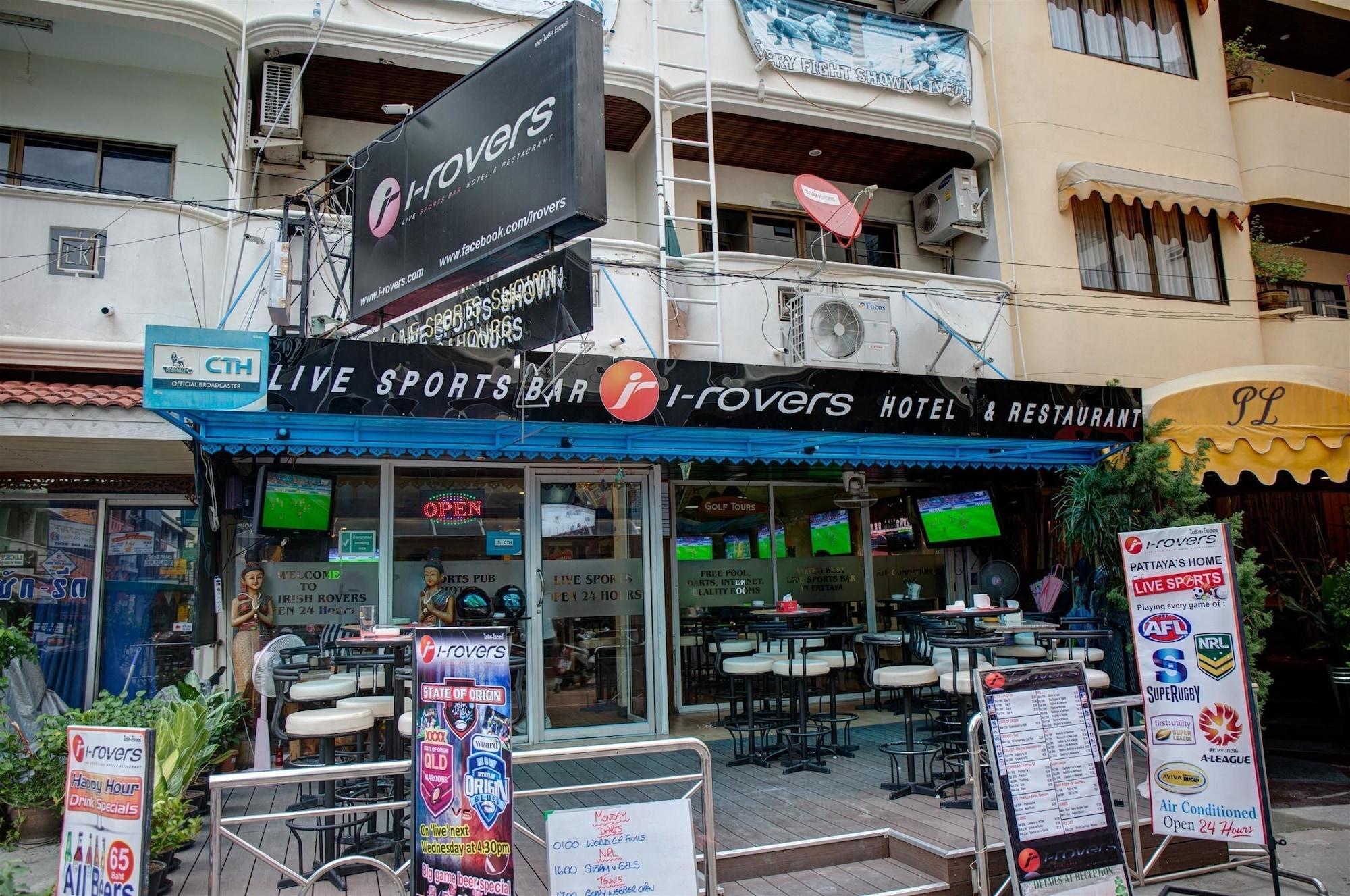 Varios I-Rovers Sports Bar & Guesthouse
