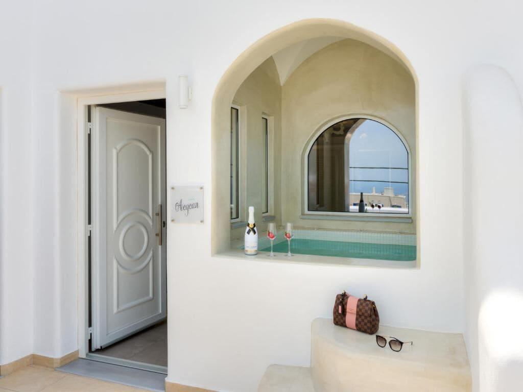 Vista Exterior A&G Suites