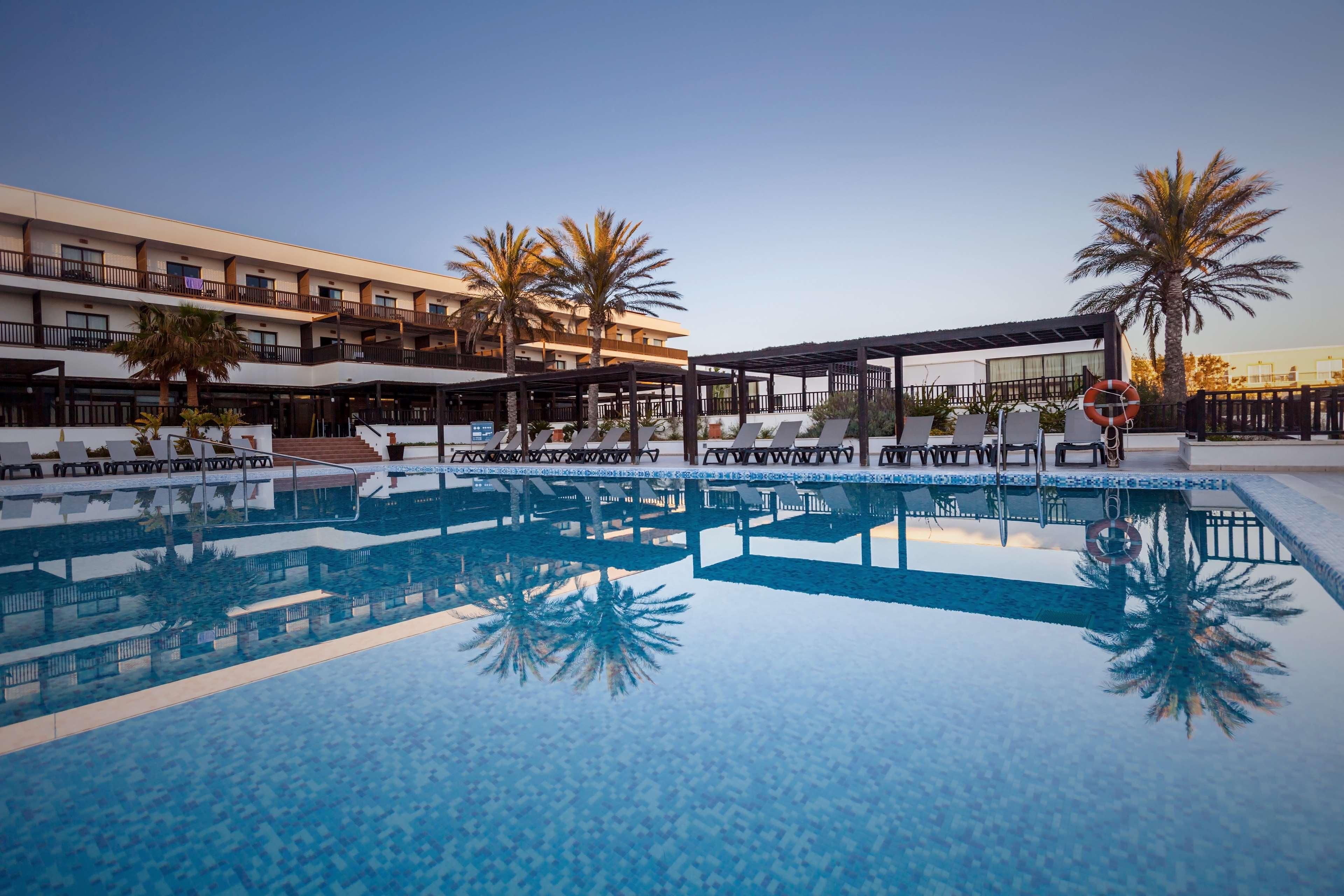 Vista Piscina Barceló Cabo de Gata