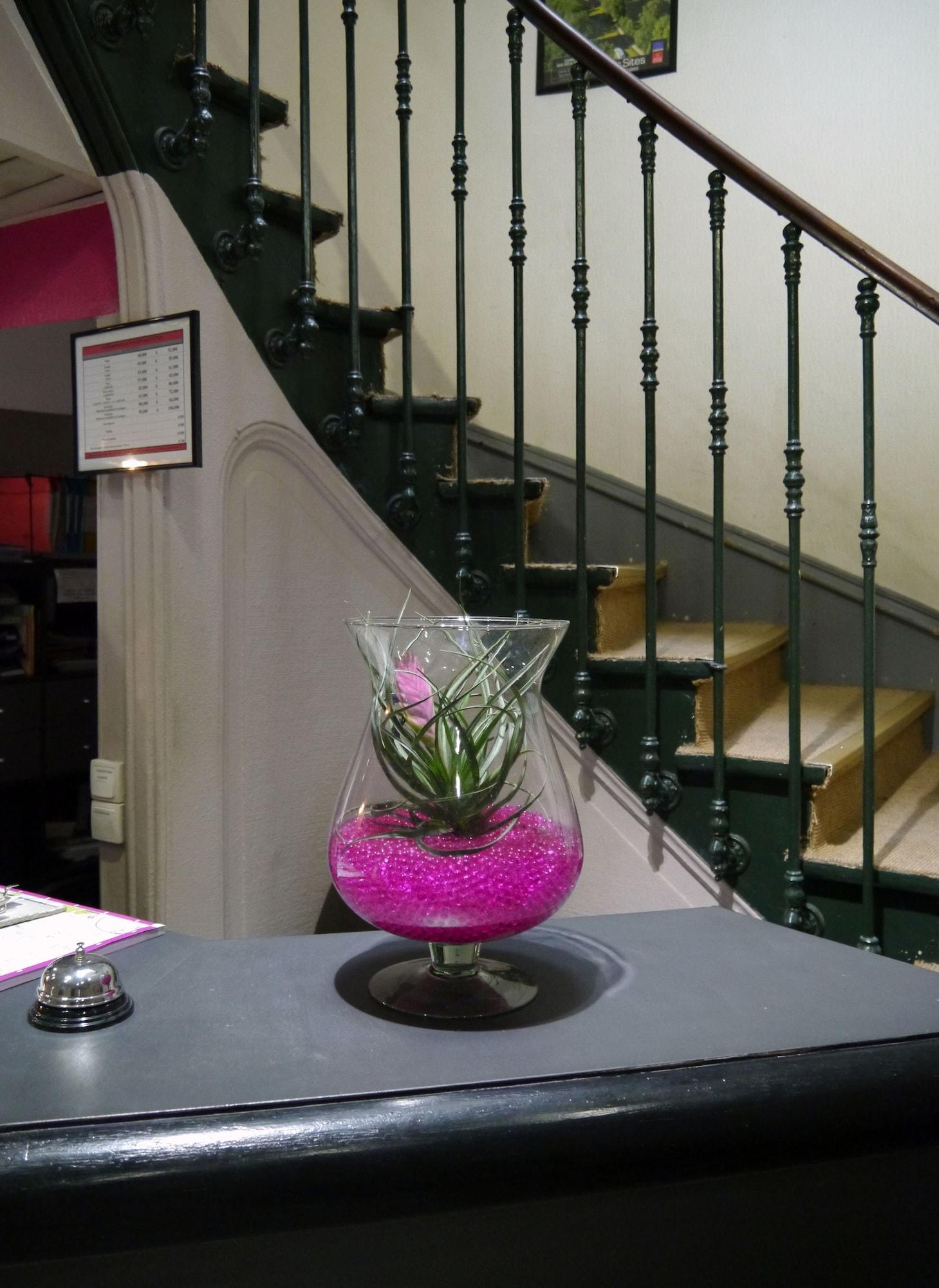 Vista Lobby Hotel Ambassadeurs