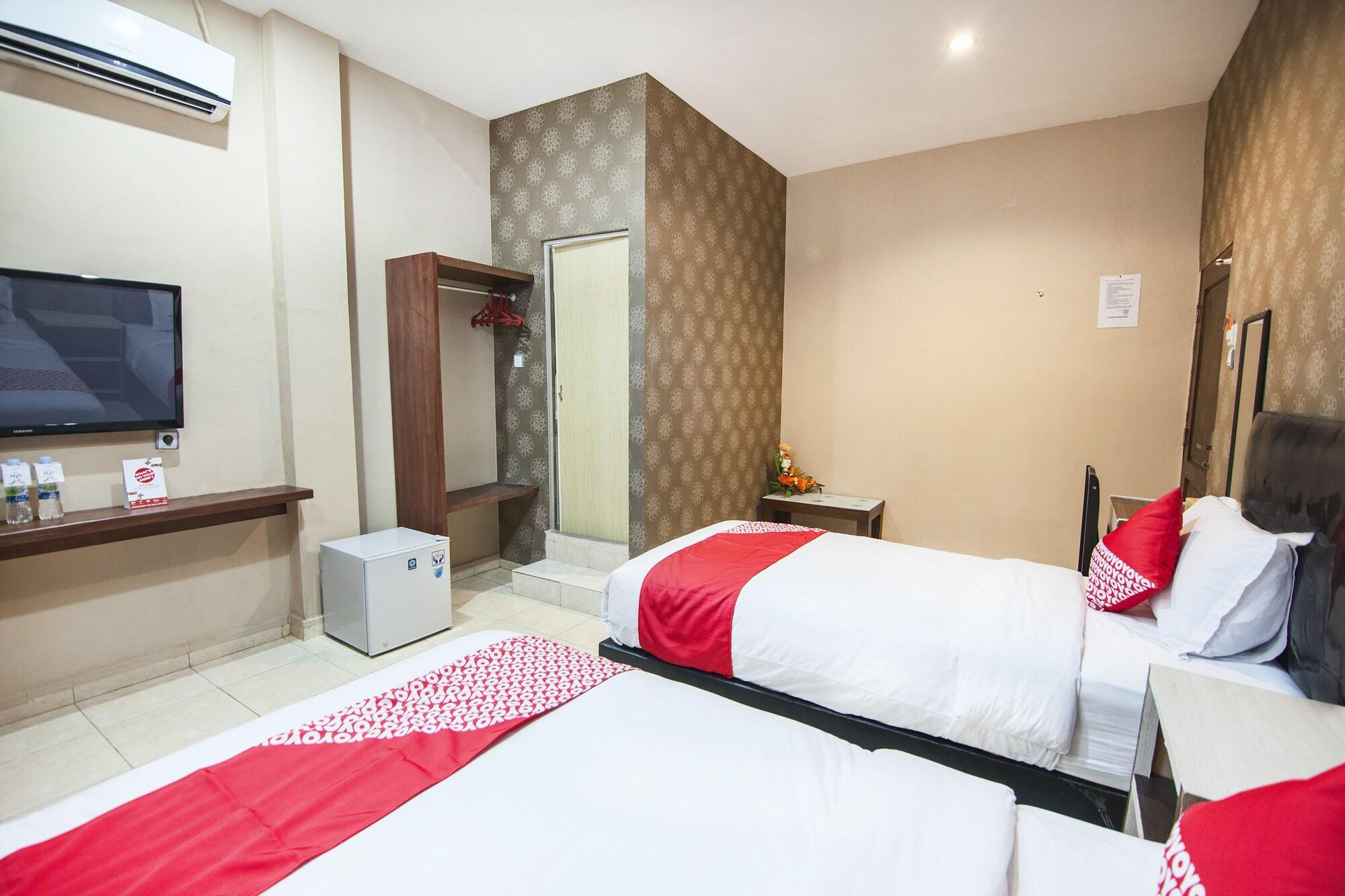 Set de Habitación OYO 519 Coin Mulia Hotel