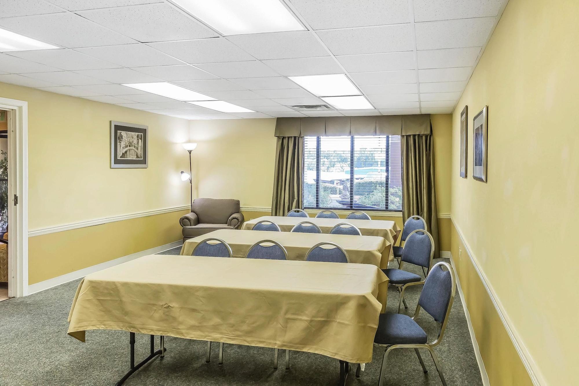 Sala de Reuniones Quality Inn Calera I-65 exit 231
