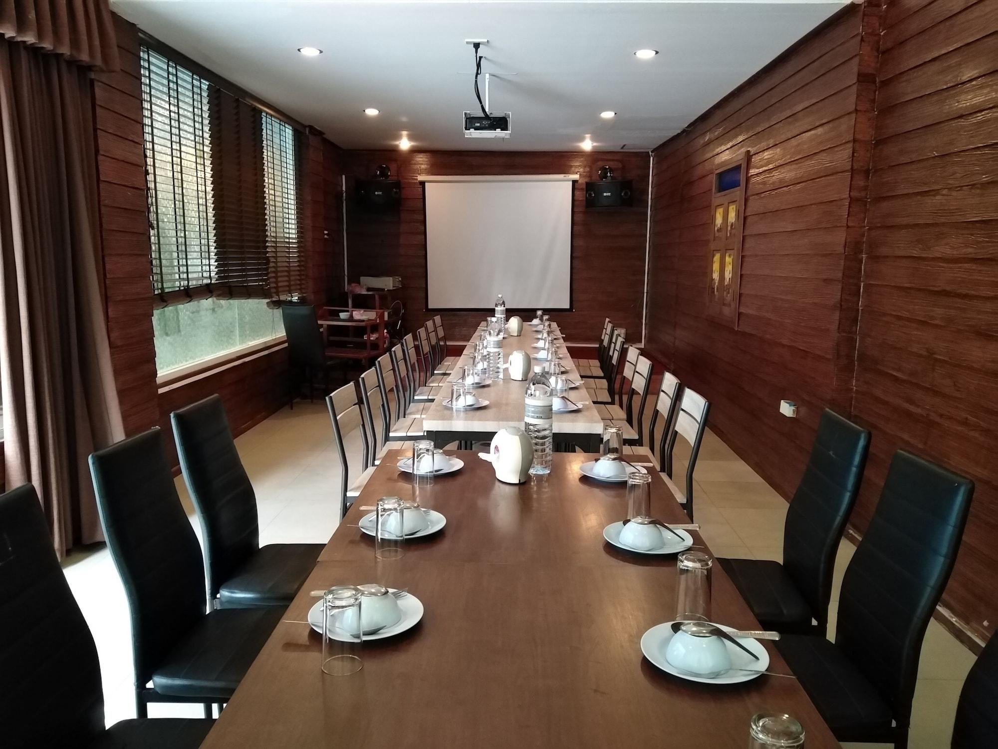 Salón de Baile Pimpimarn Beach Hotel