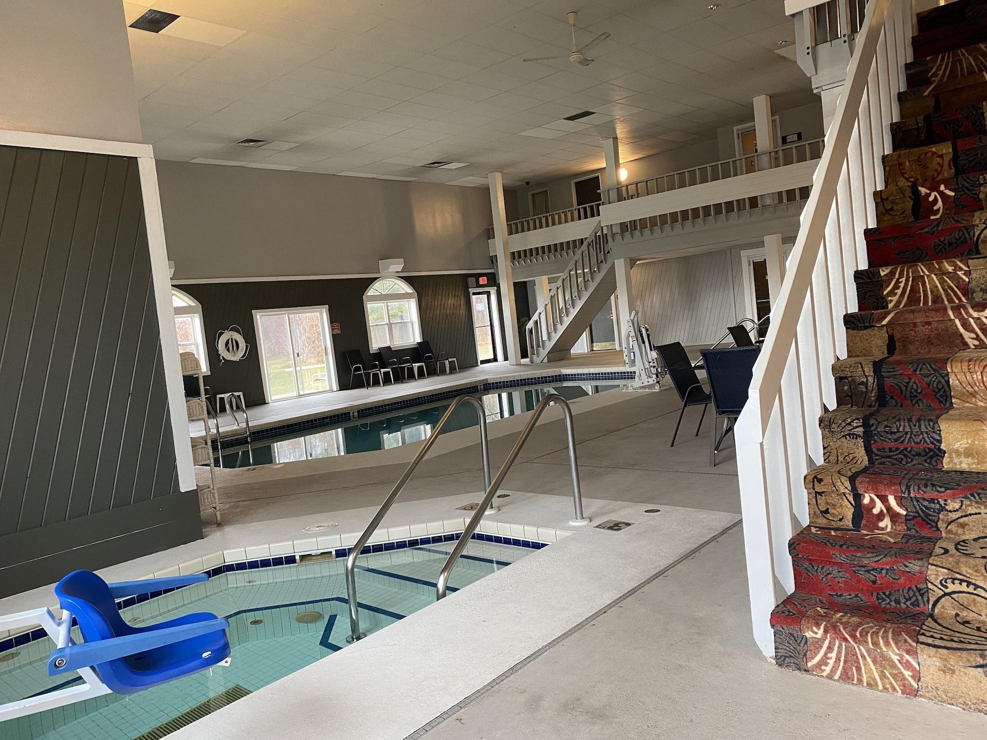 Spa Quality Inn Mauston I-90