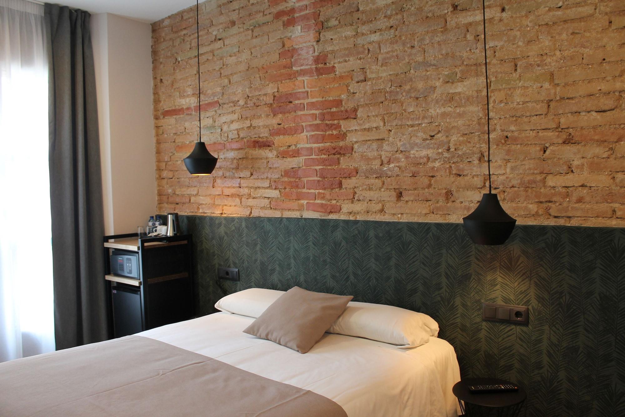 Varios Hotel Cantón