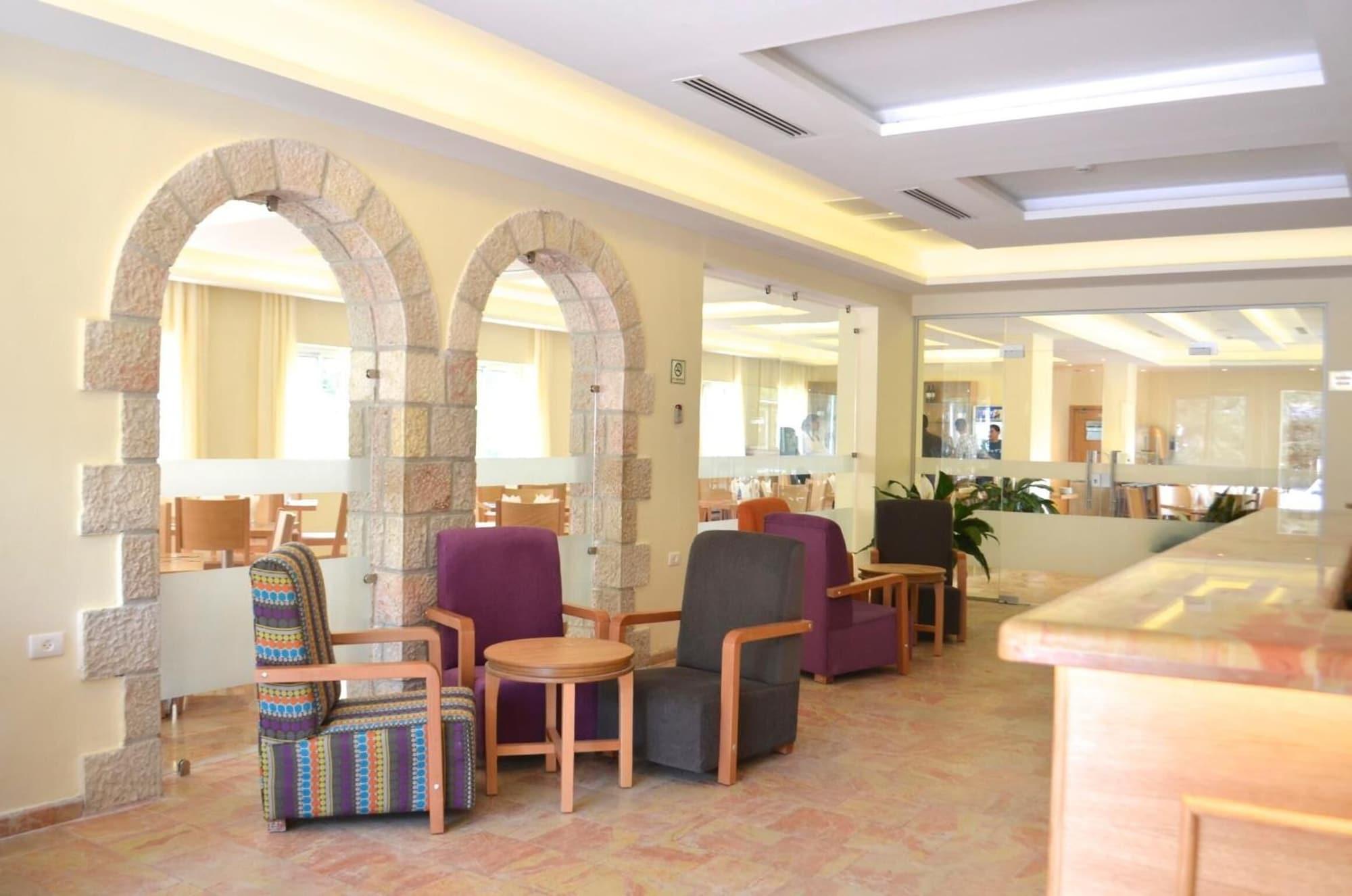 Vista Lobby Talitha Kumi Guest House