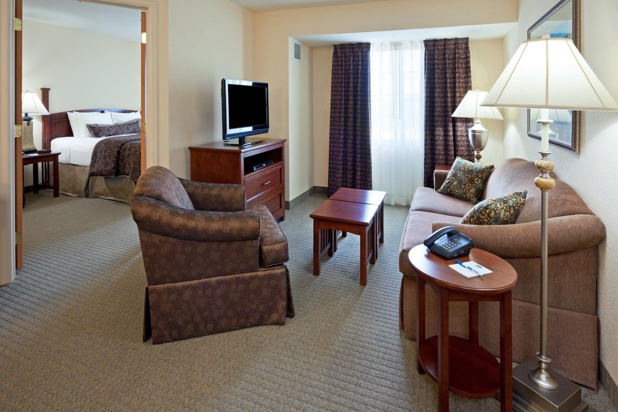 Habitación Staybridge Suites Philadelphia Valley Forge 422 by IHG