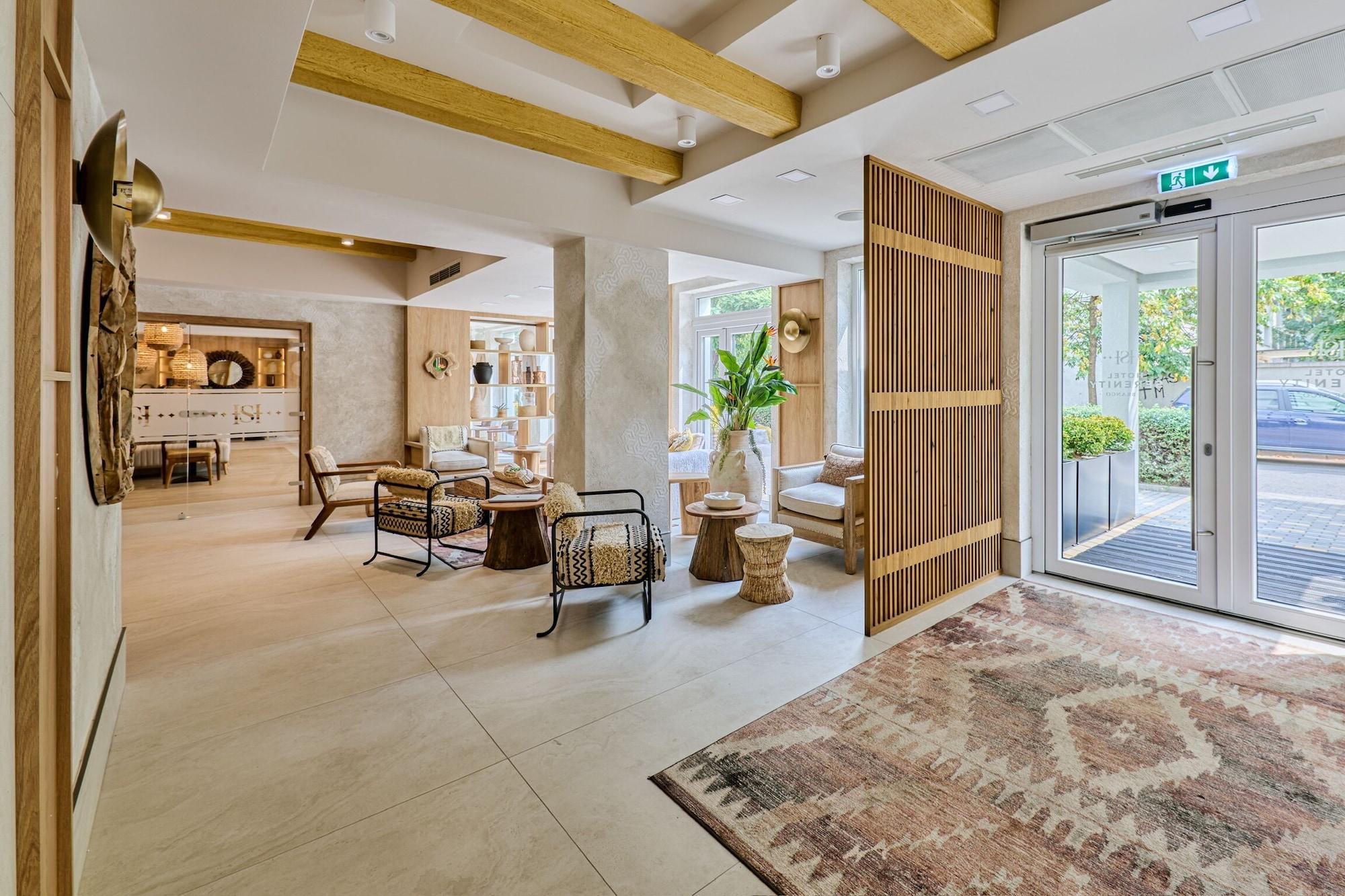 Vista Lobby Serenity Hotel
