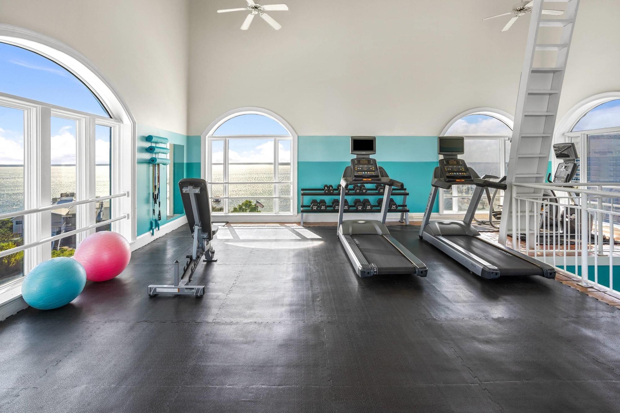 Gimnasio Coconut Malorie Resort Hotel, Ascend Hotel Collection