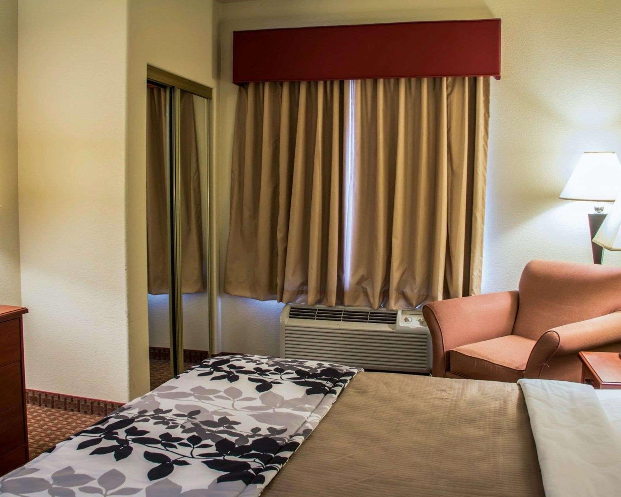 Habitación Sleep Inn & Suites at Six Flags