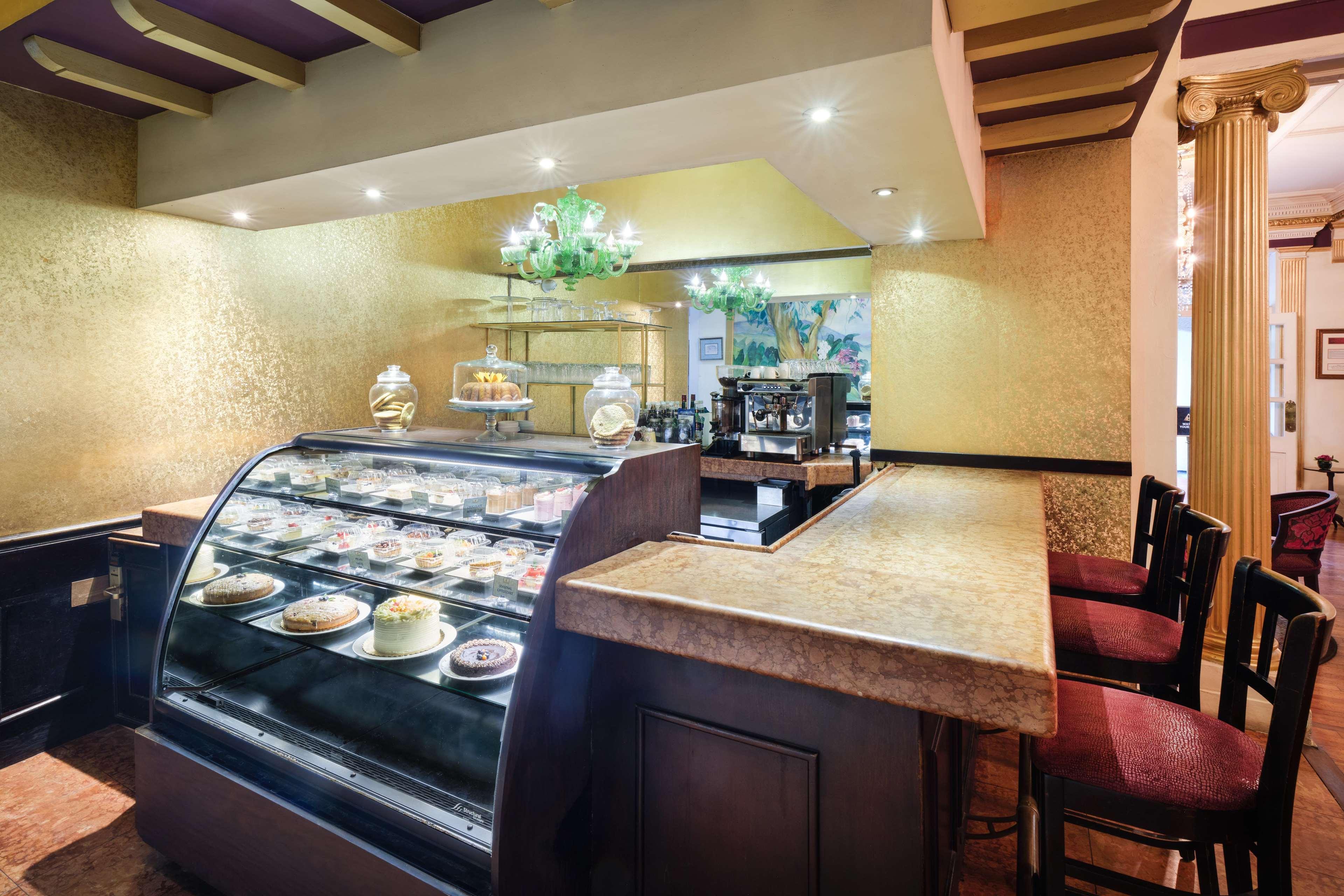 Vista Exterior Terra Nova, BW Premier Collection