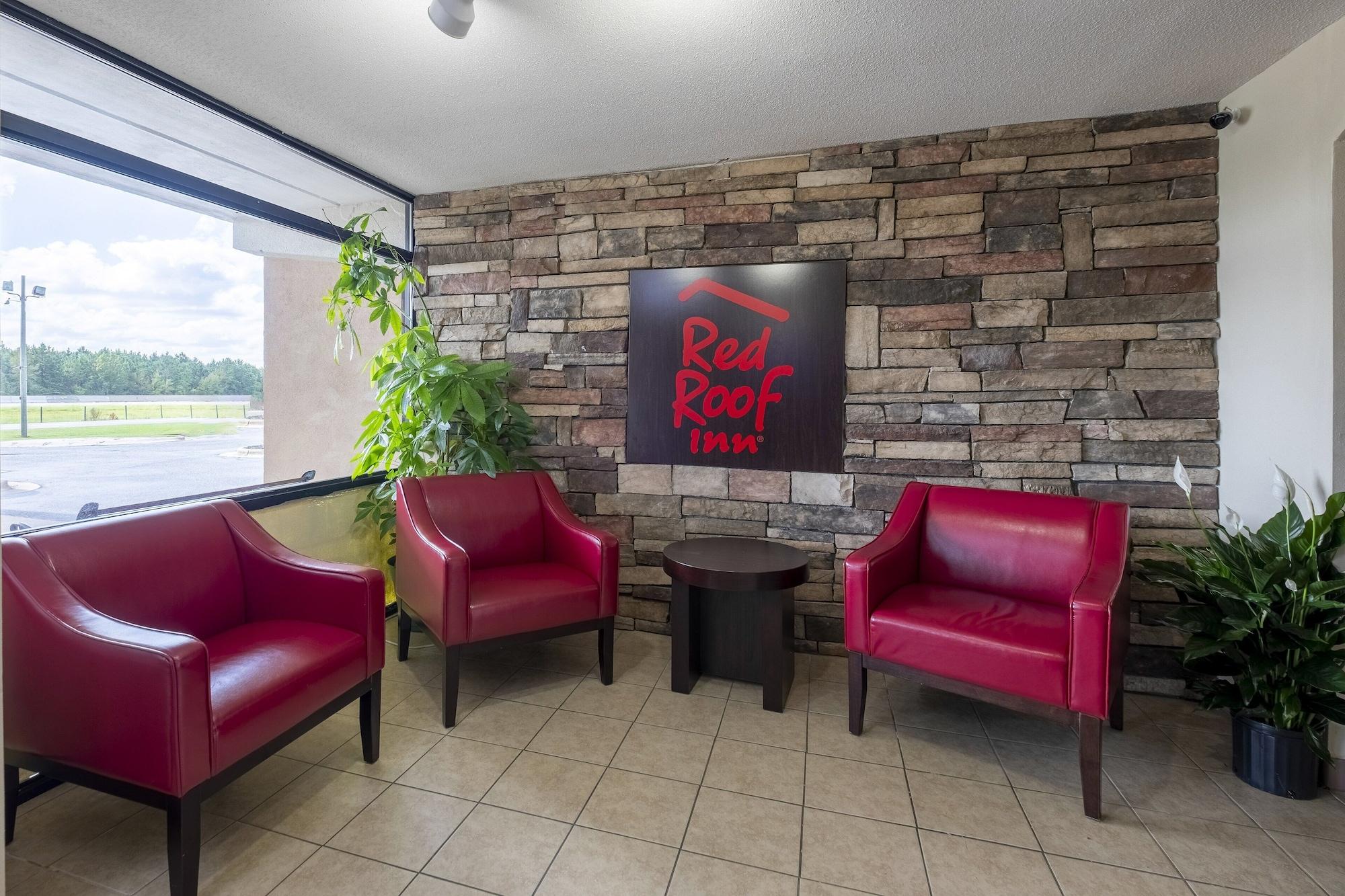 Vista Lobby Red Roof Inn Kenly – I-95