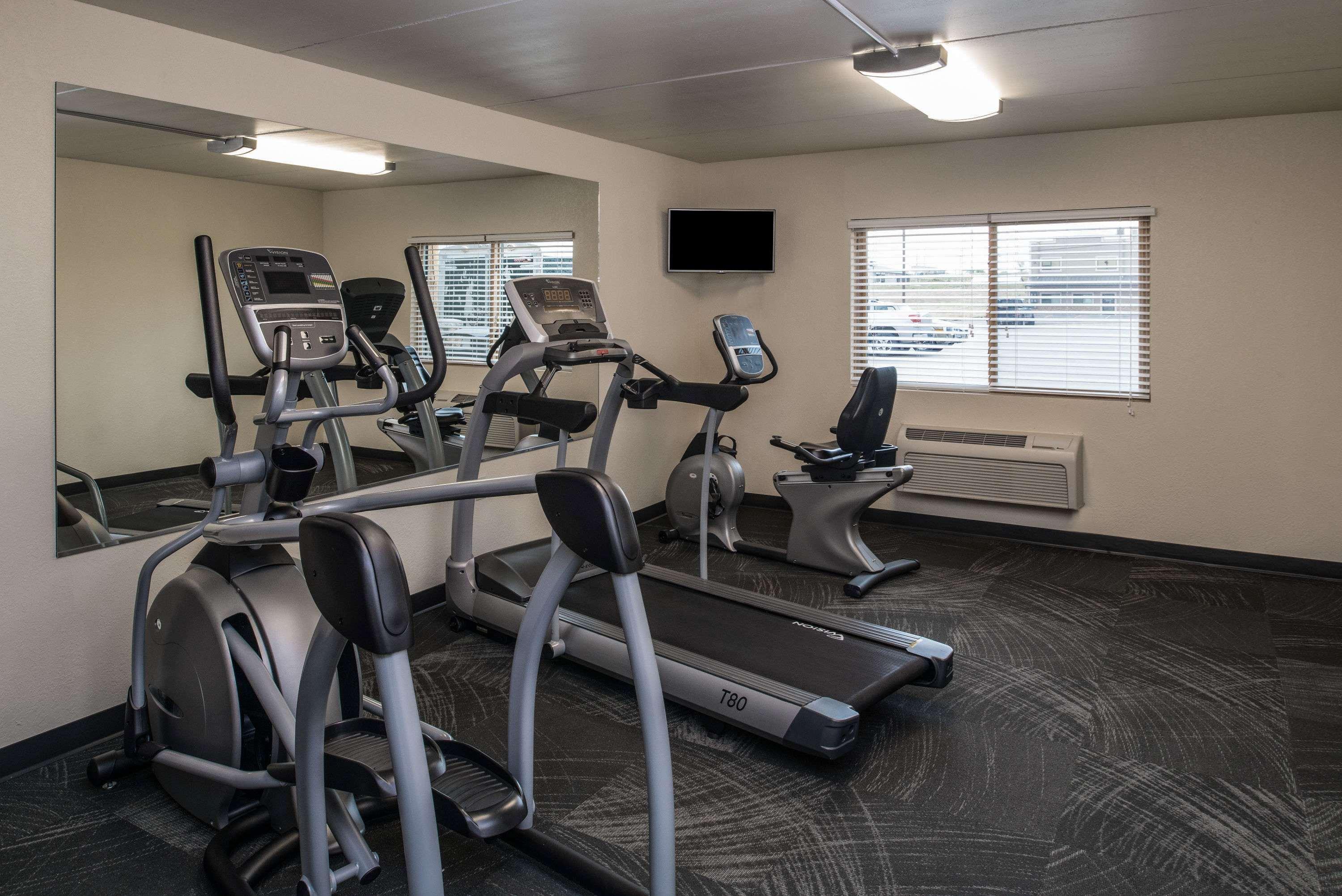 Gimnasio AmericInn by Wyndham Belle Fourche